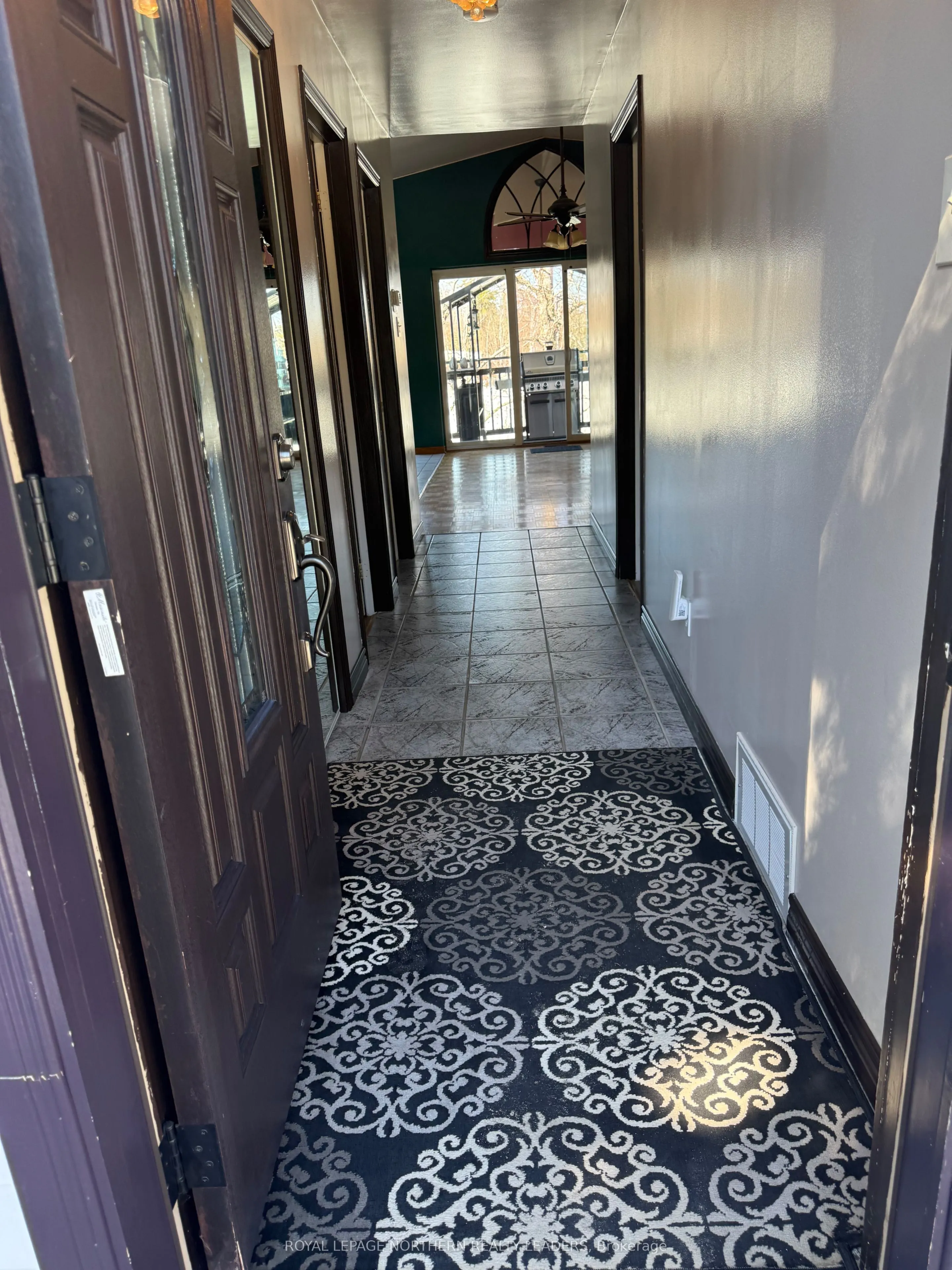 1143 Douglas Road