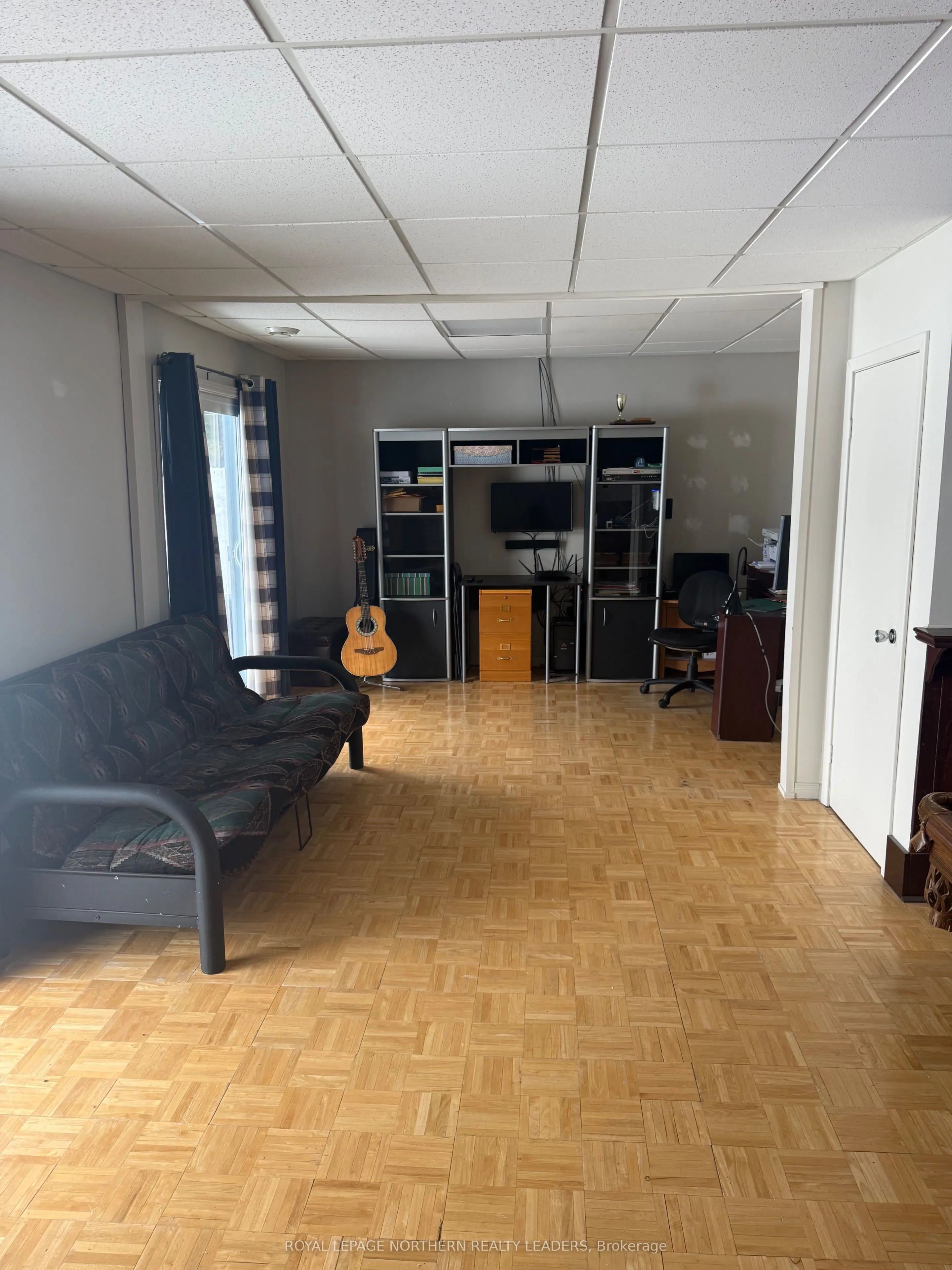 1143 Douglas Road