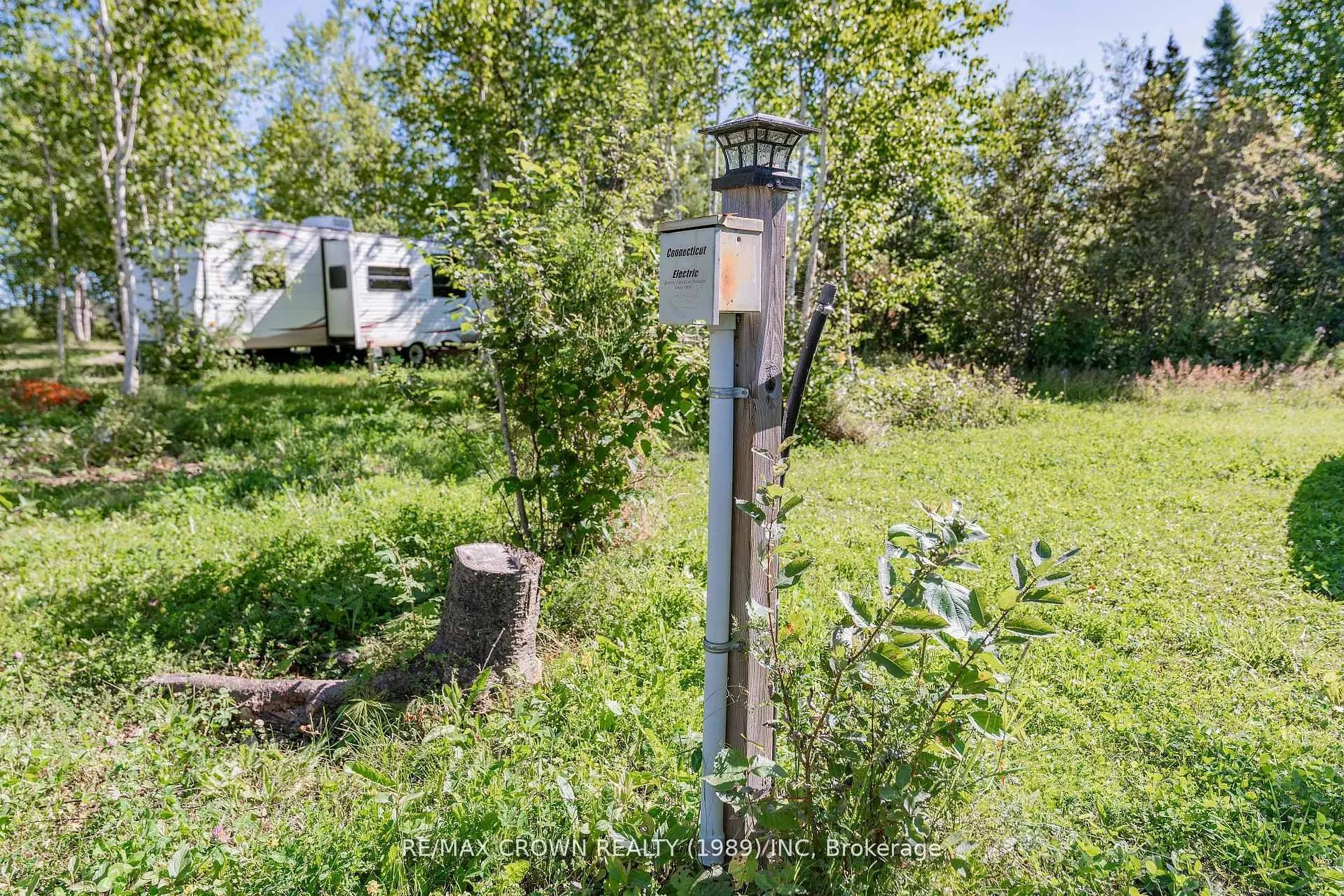 24 Shallow Lake Road W