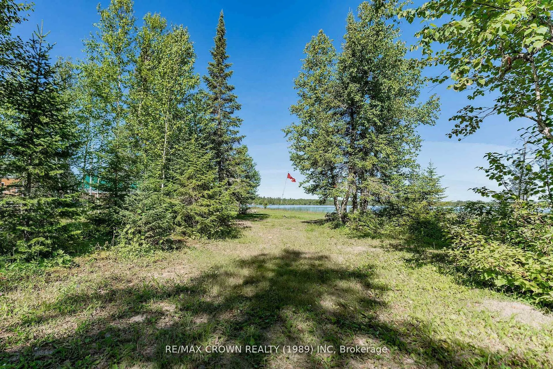 24 Shallow Lake Road W