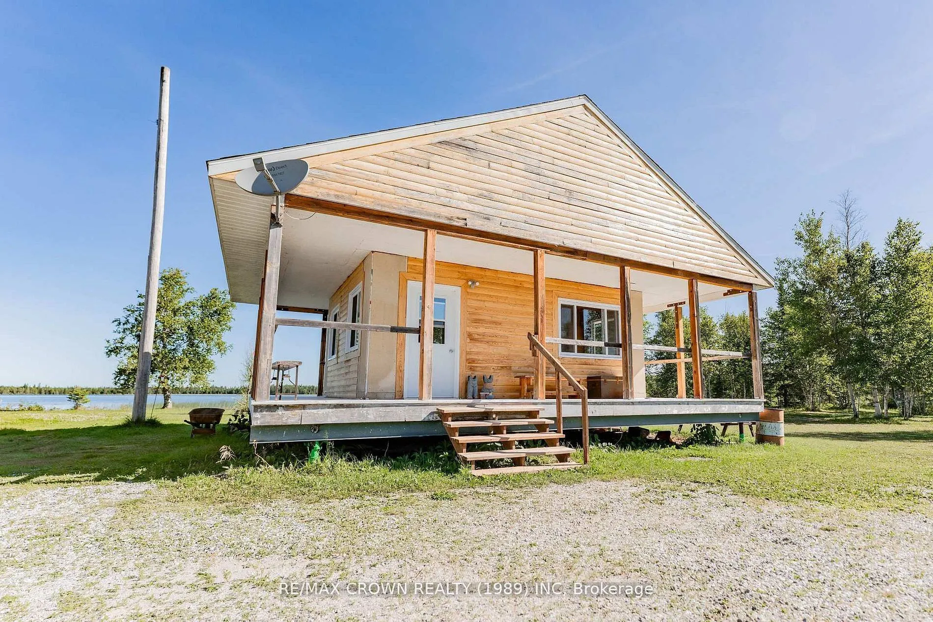 24 Shallow Lake Road W