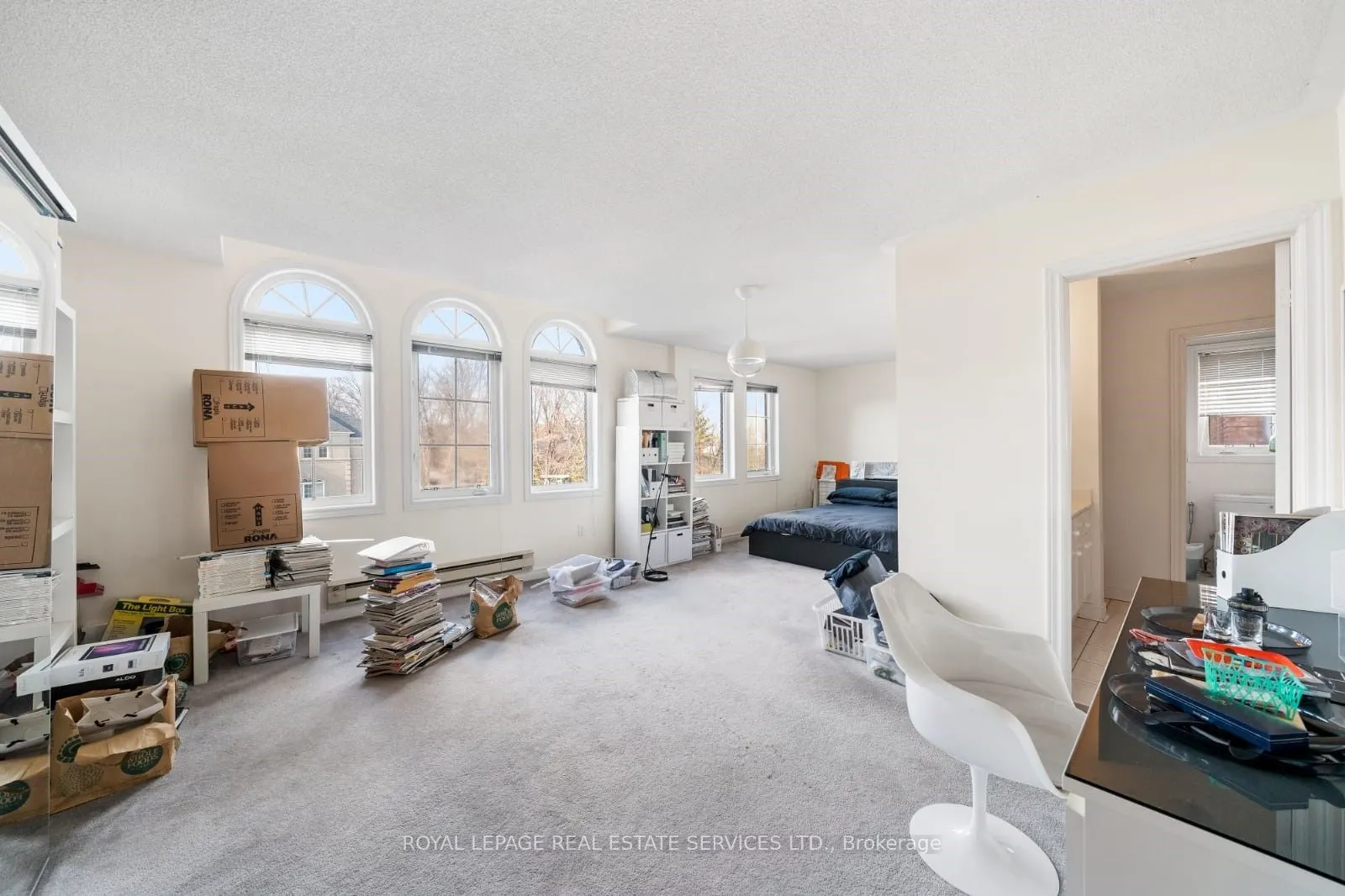 2166 Erin Centre Boulevard