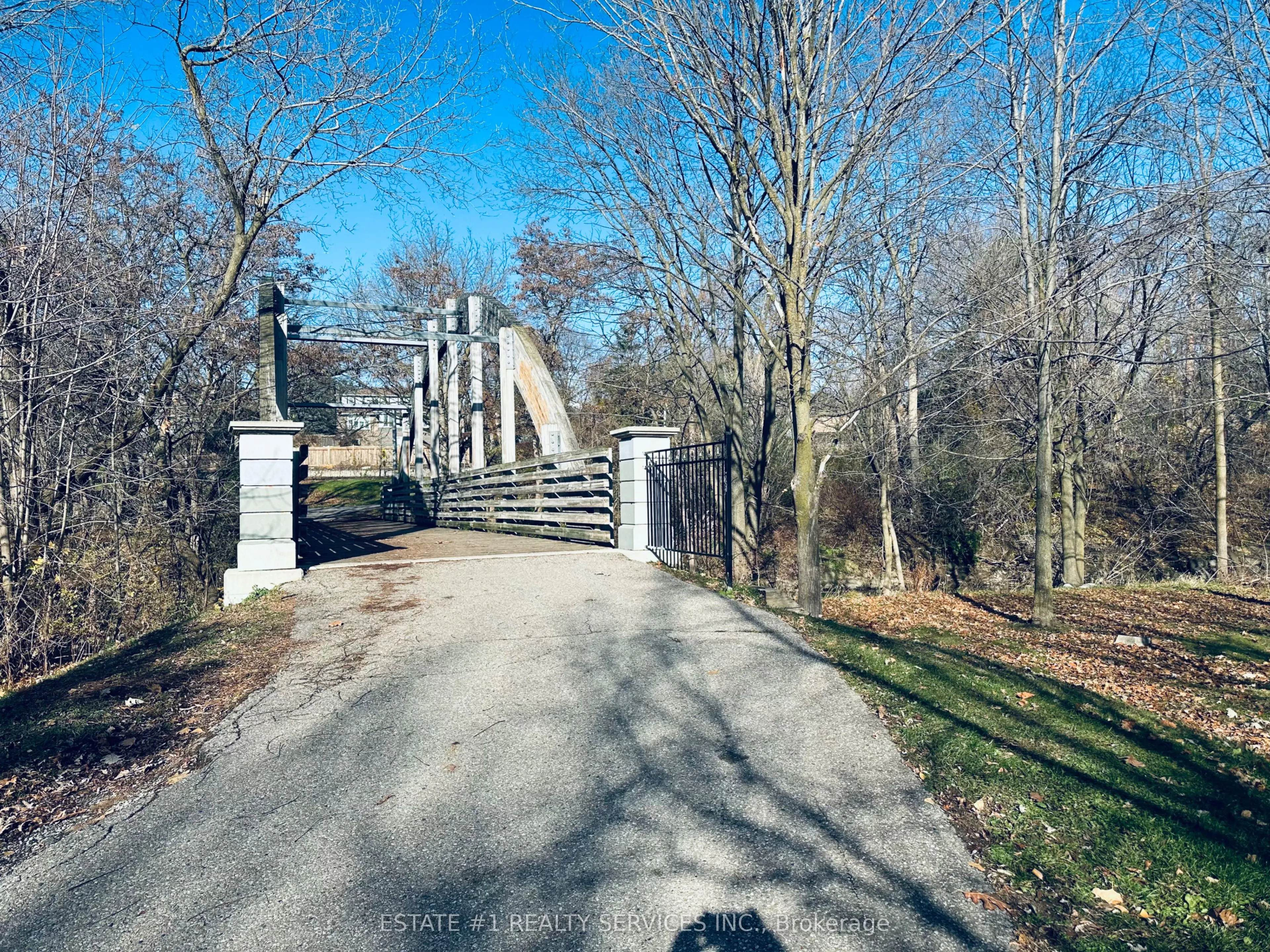 58 Parkview Place