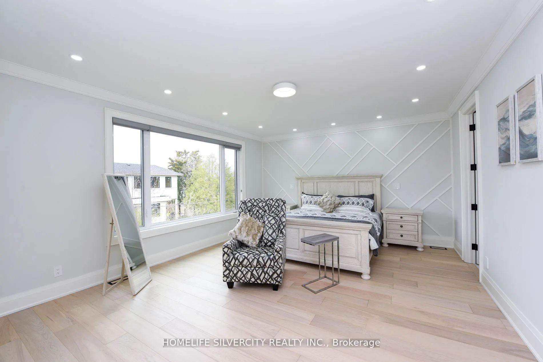 455 Samford Place
