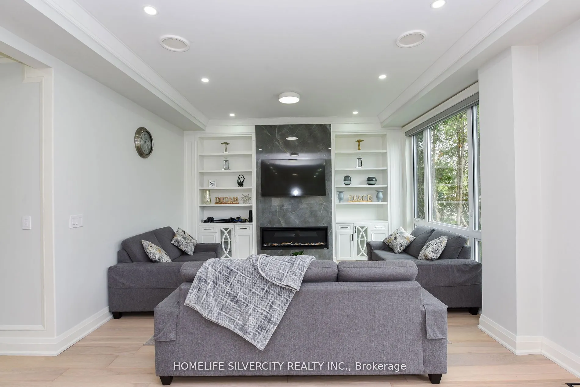 455 Samford Place