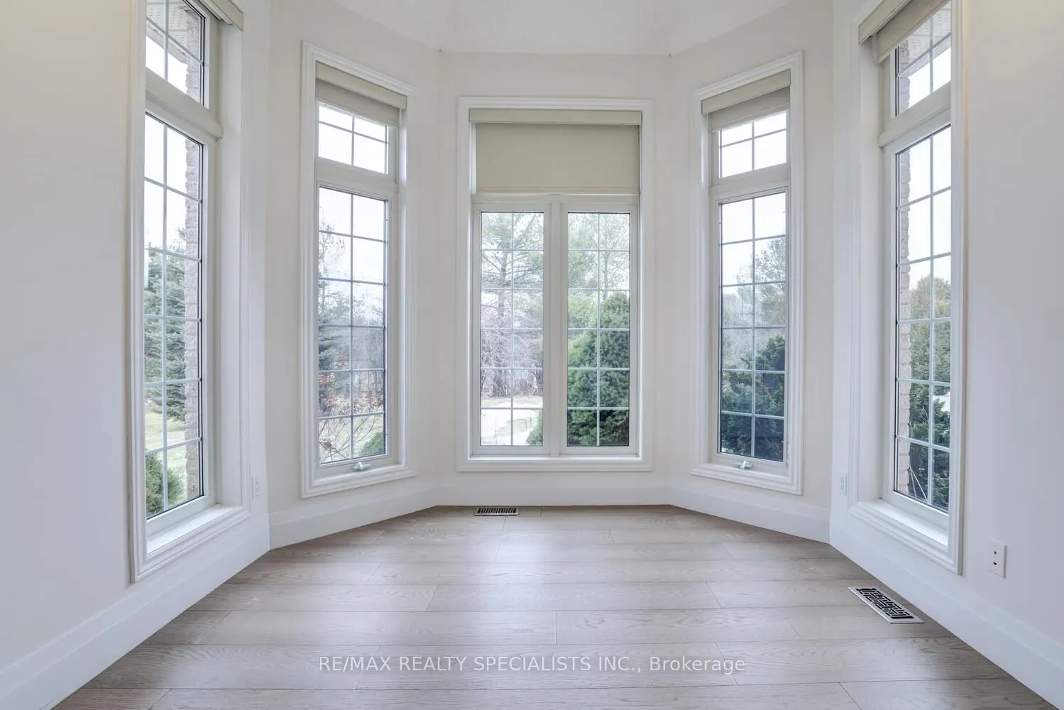 7 Deer Run Crescent