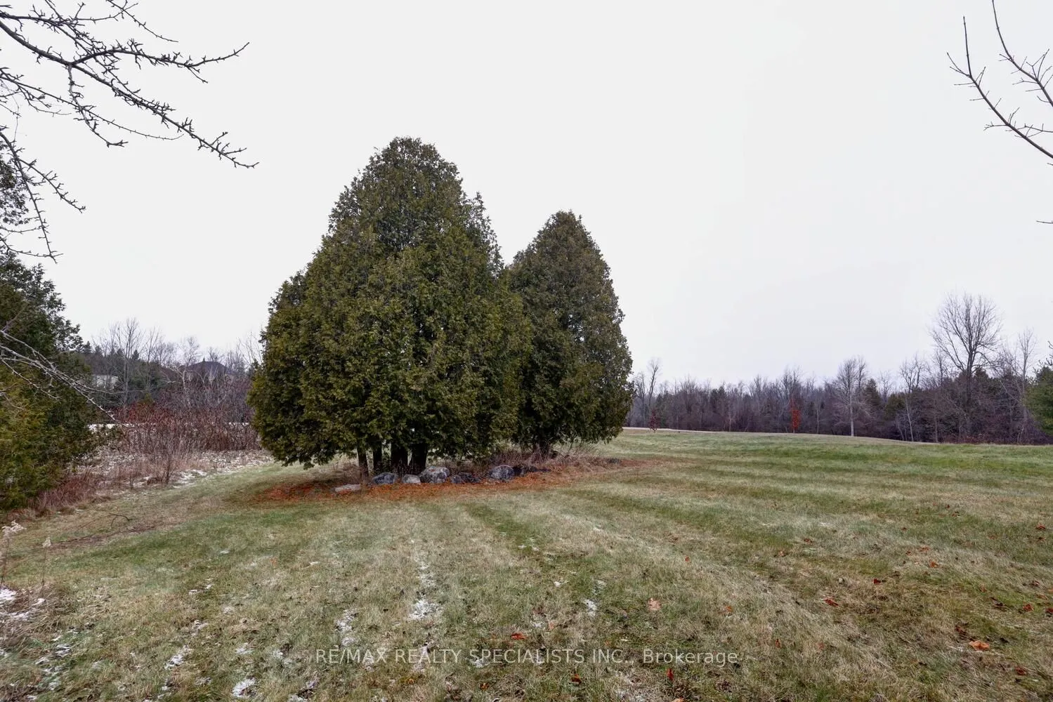 7 Deer Run Crescent