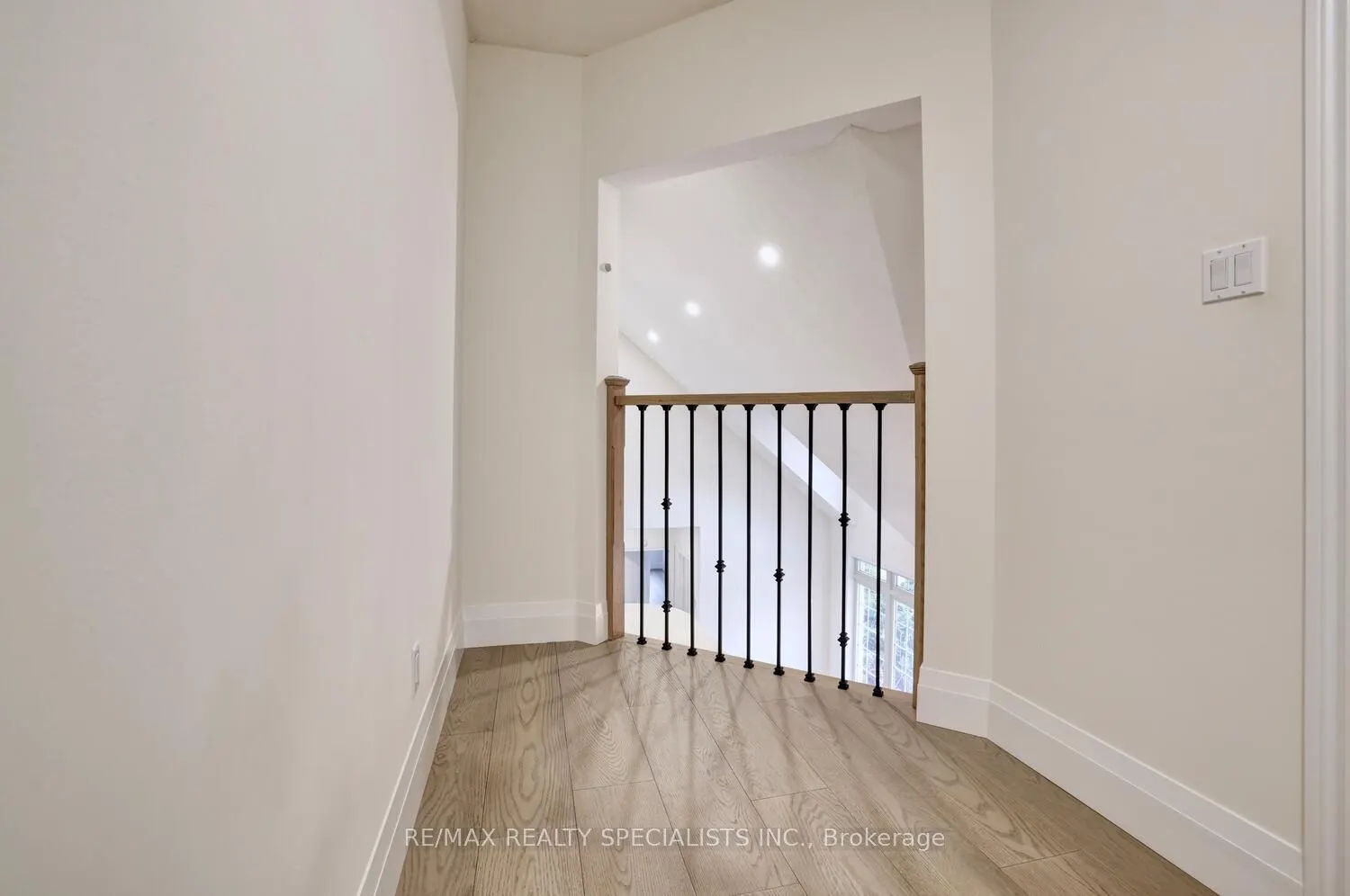 7 Deer Run Crescent