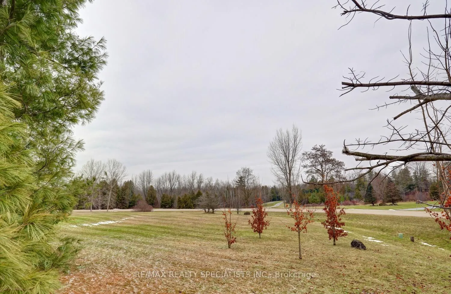 7 Deer Run Crescent