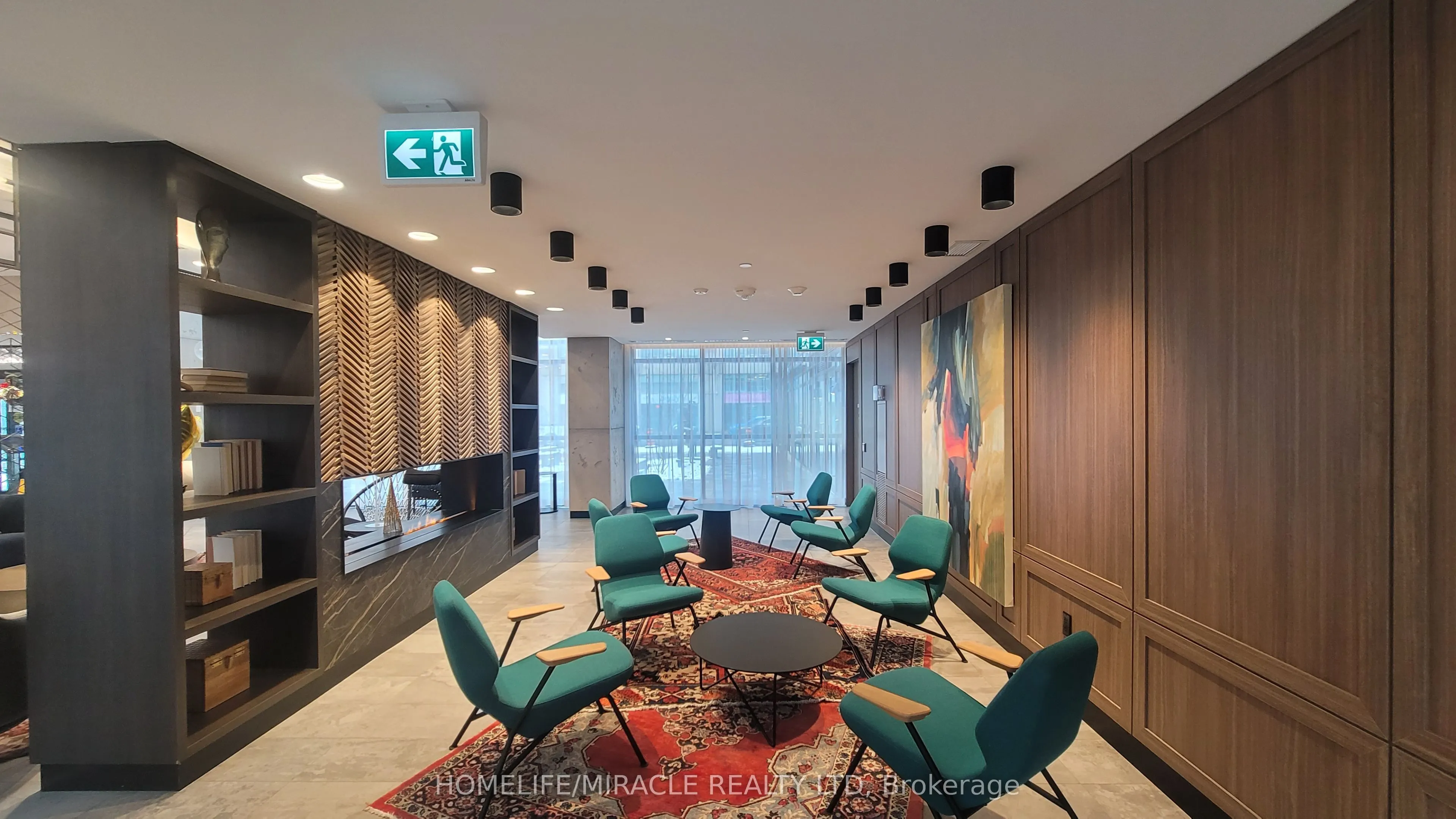 251 Manitoba Street, #109