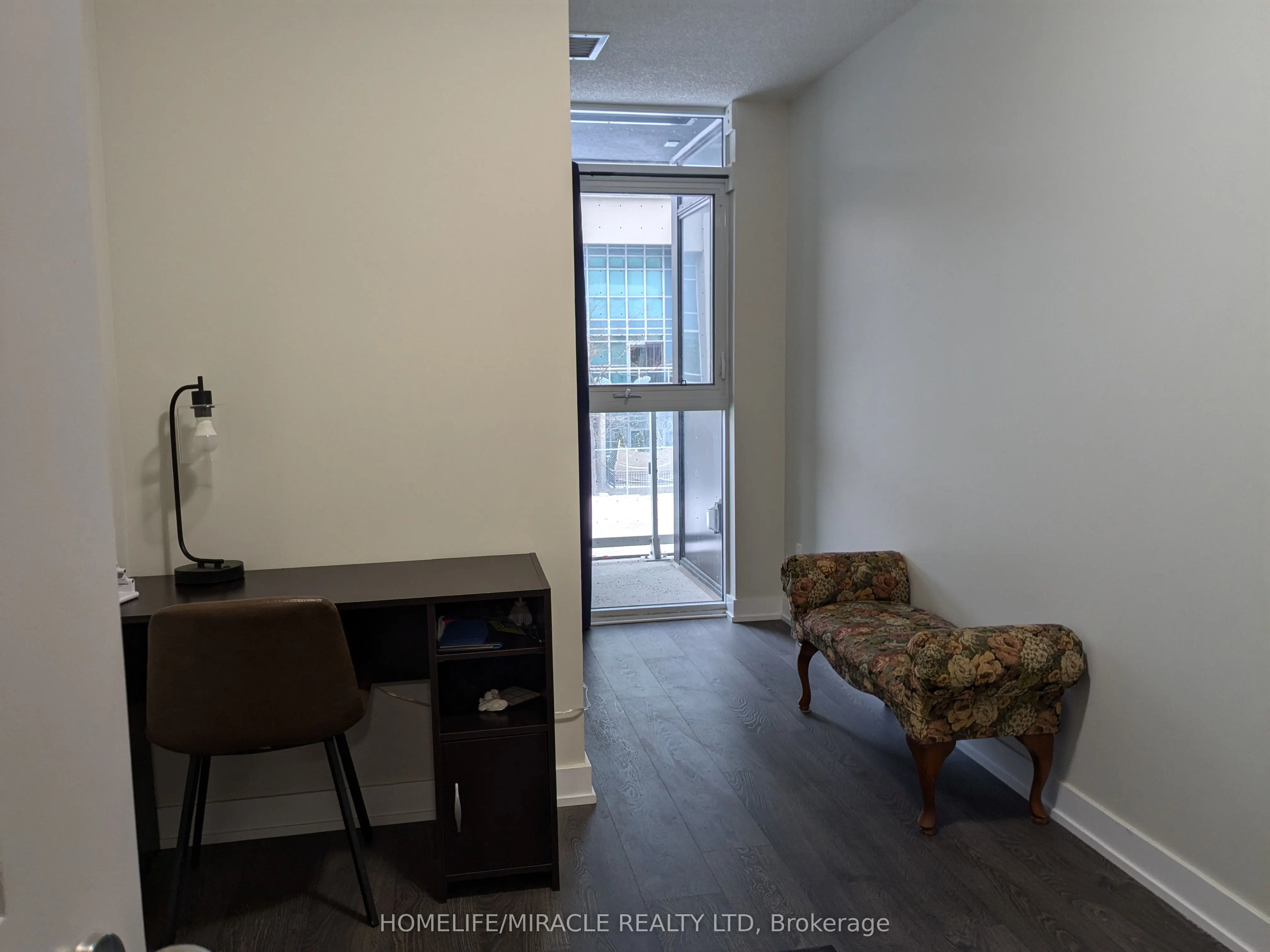 251 Manitoba Street, #109