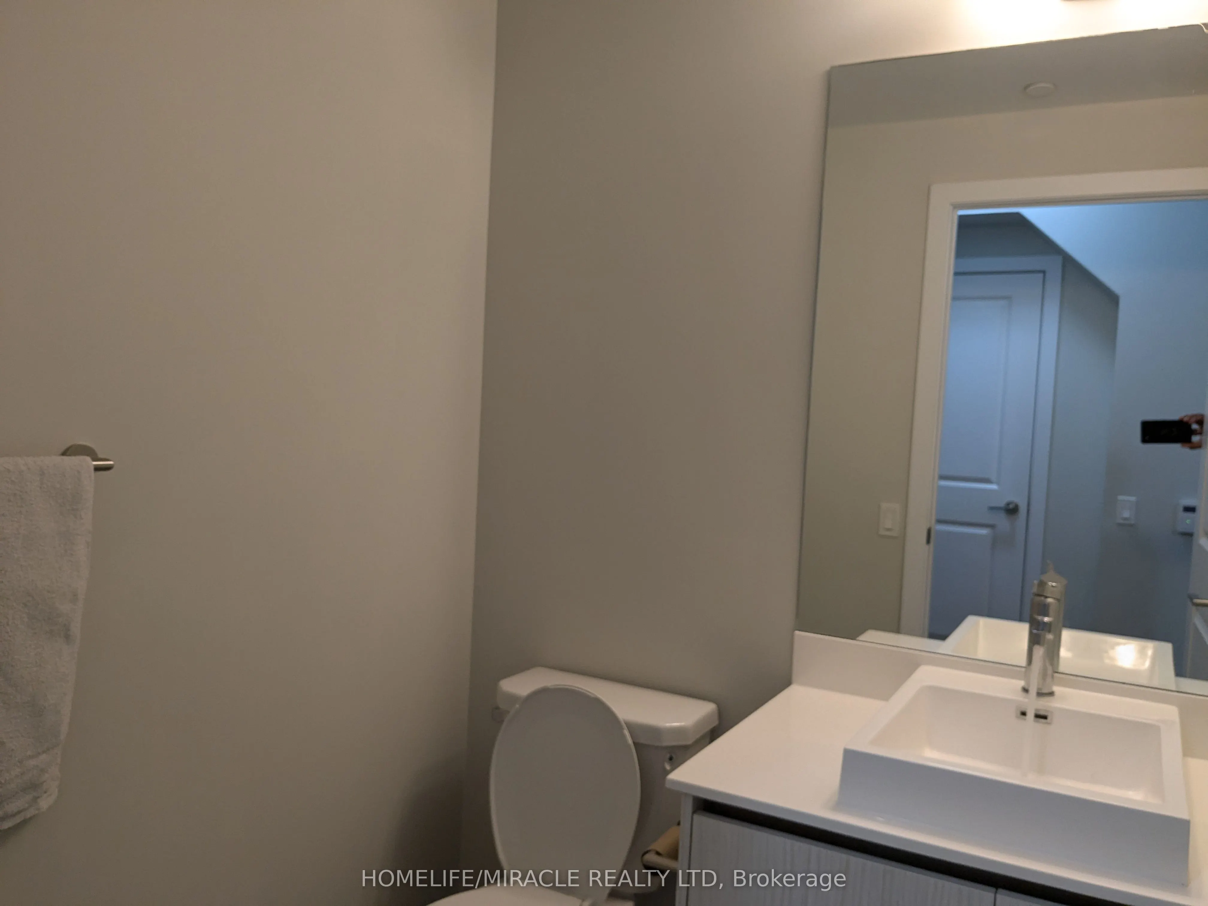 251 Manitoba Street, #109