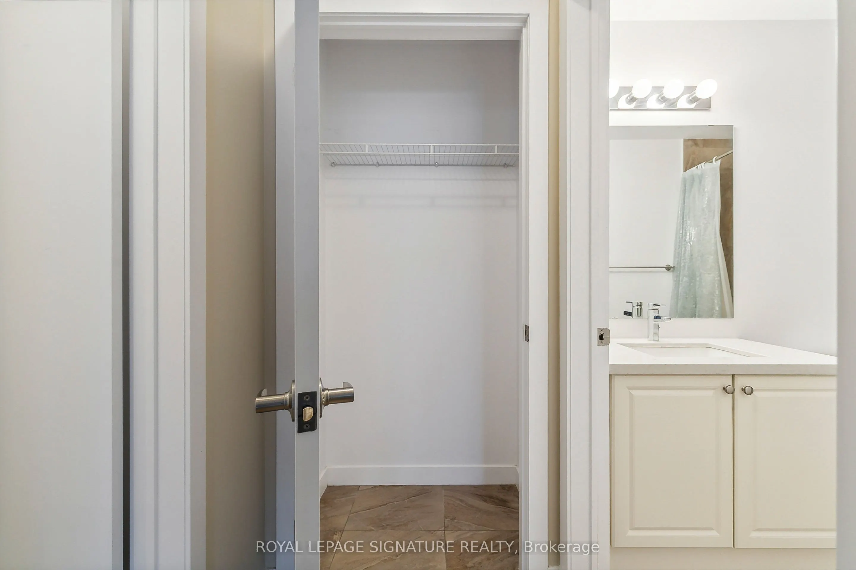 2486 Old Bronte Road #333