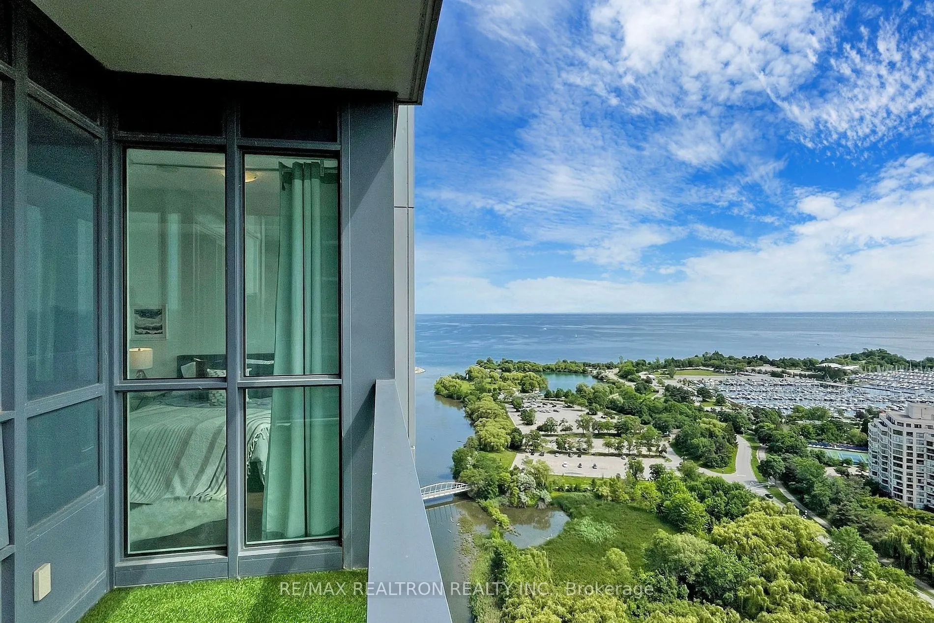 2212 Lakeshore Boulevard W, #3206