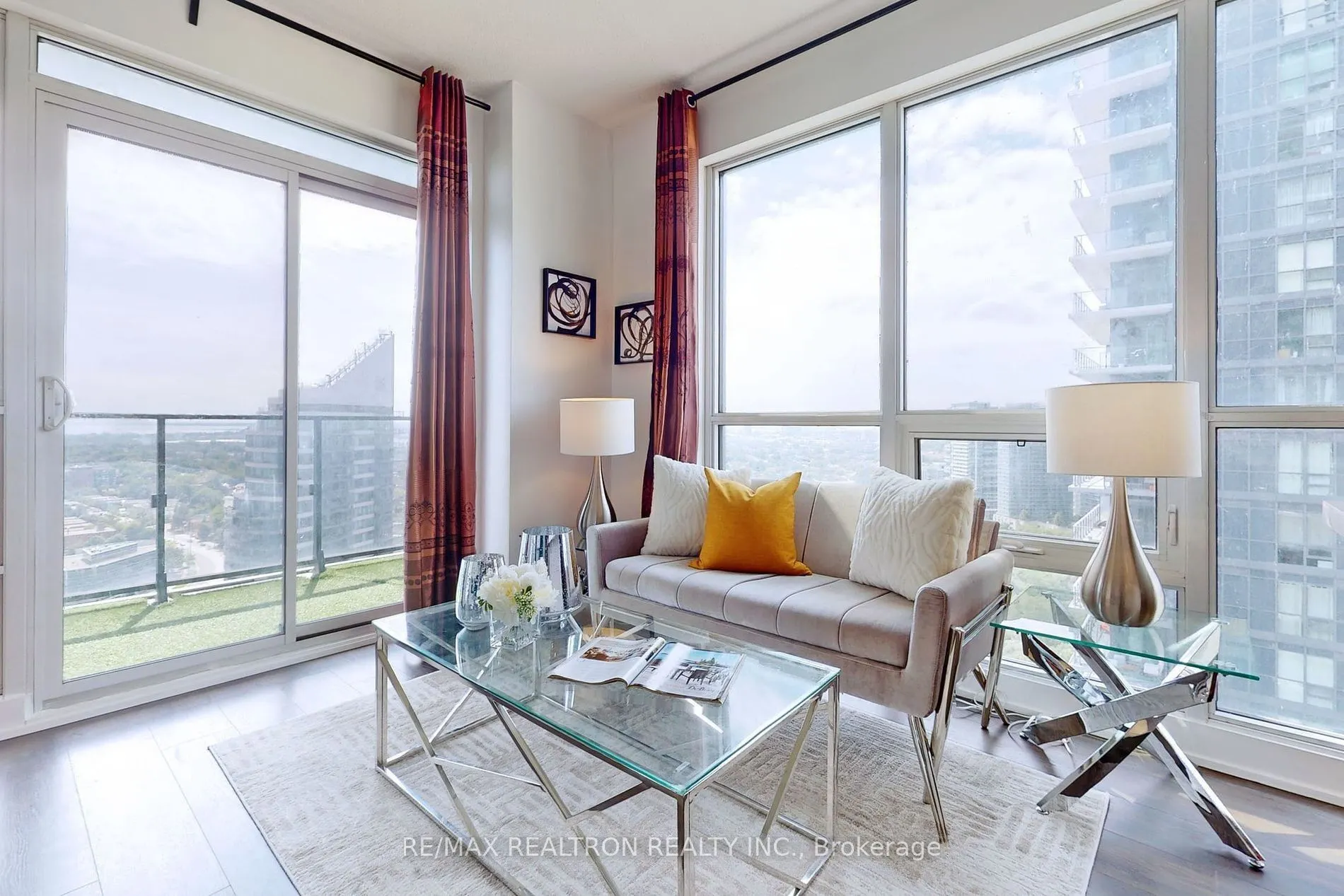2212 Lakeshore Boulevard W, #3206