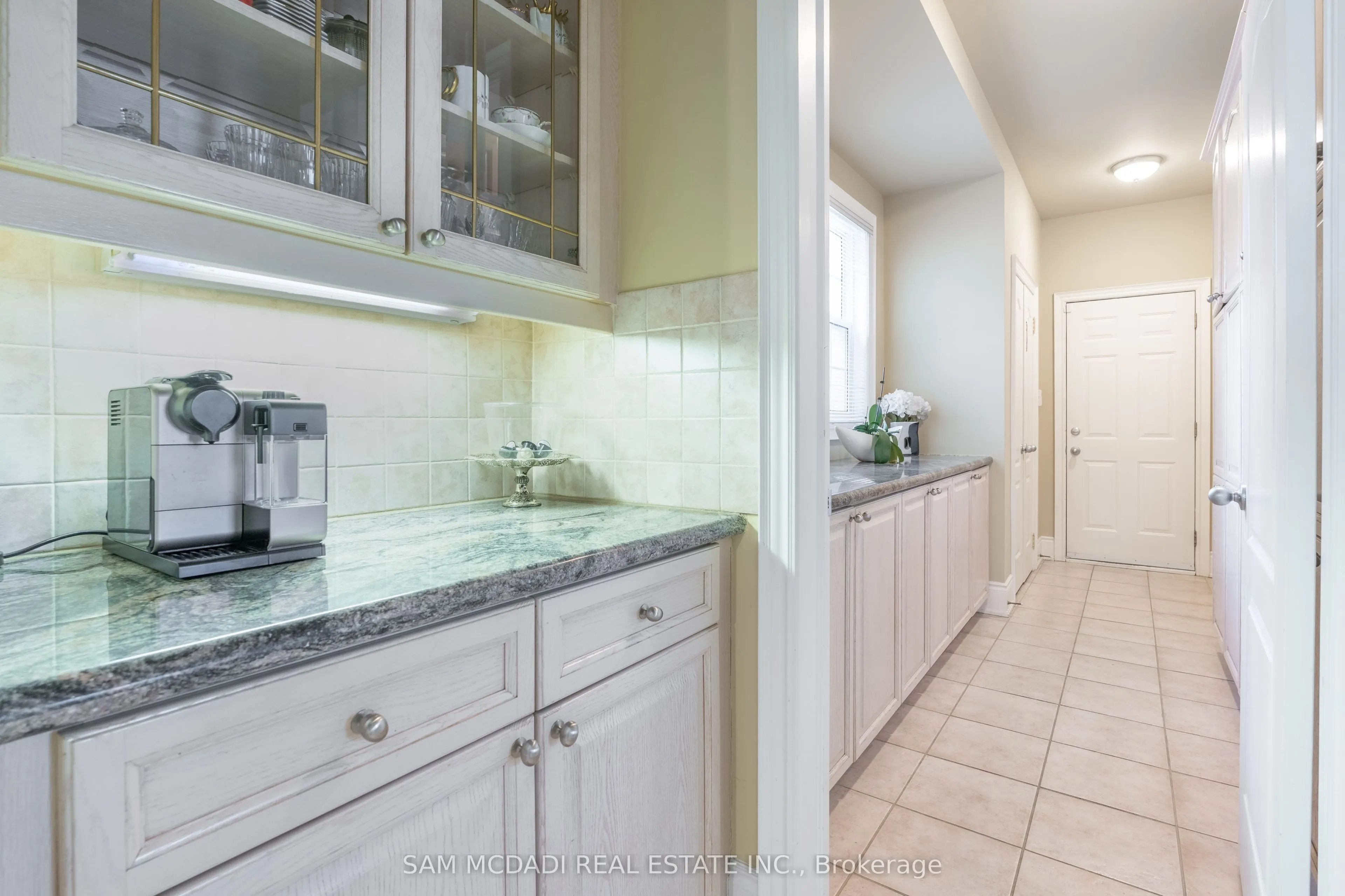 3248 Barchester Court