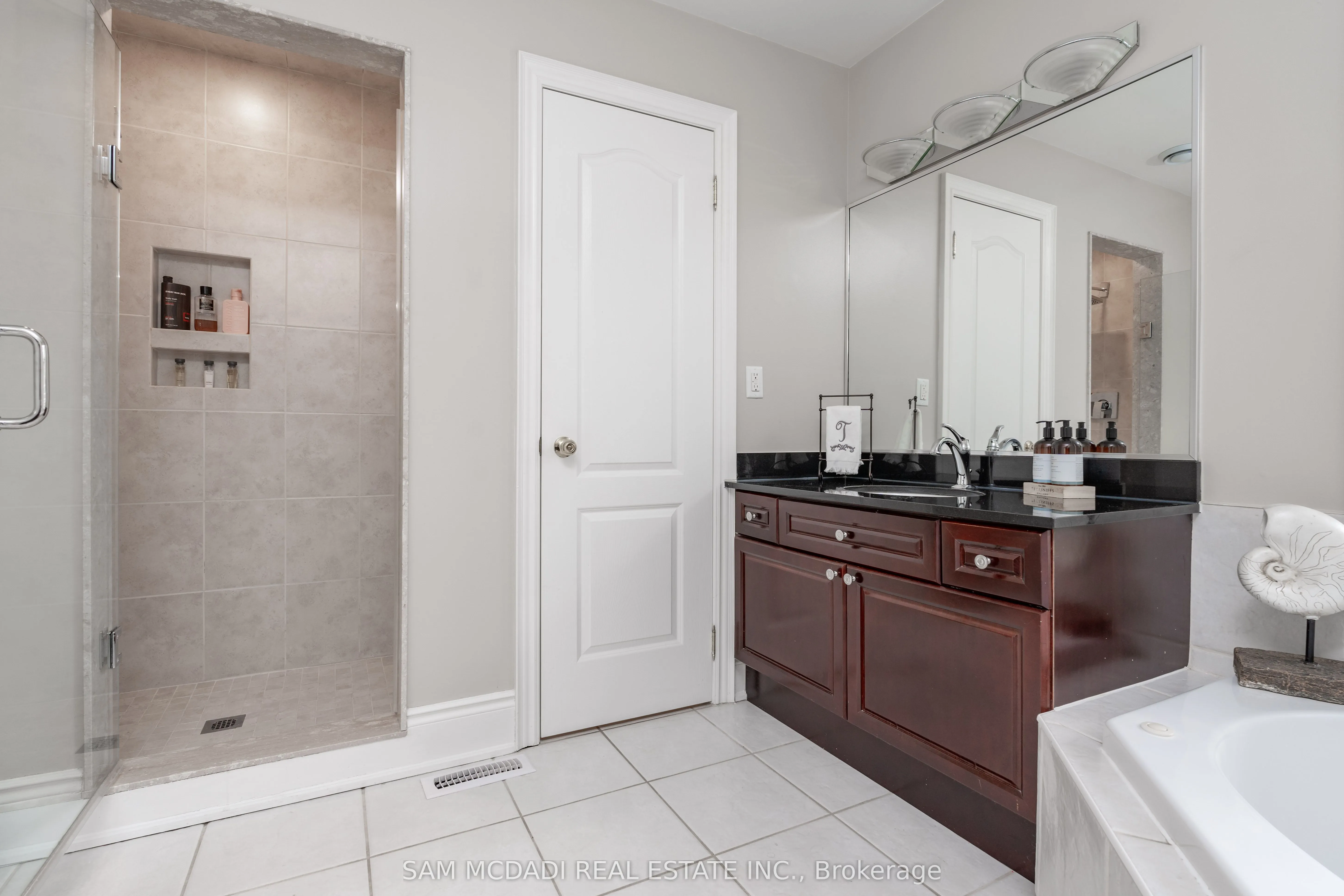 3248 Barchester Court