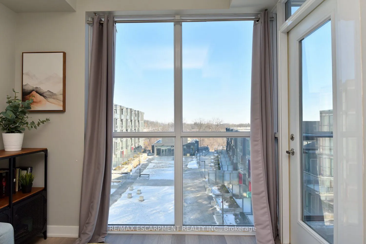 5220 Dundas Street #D509