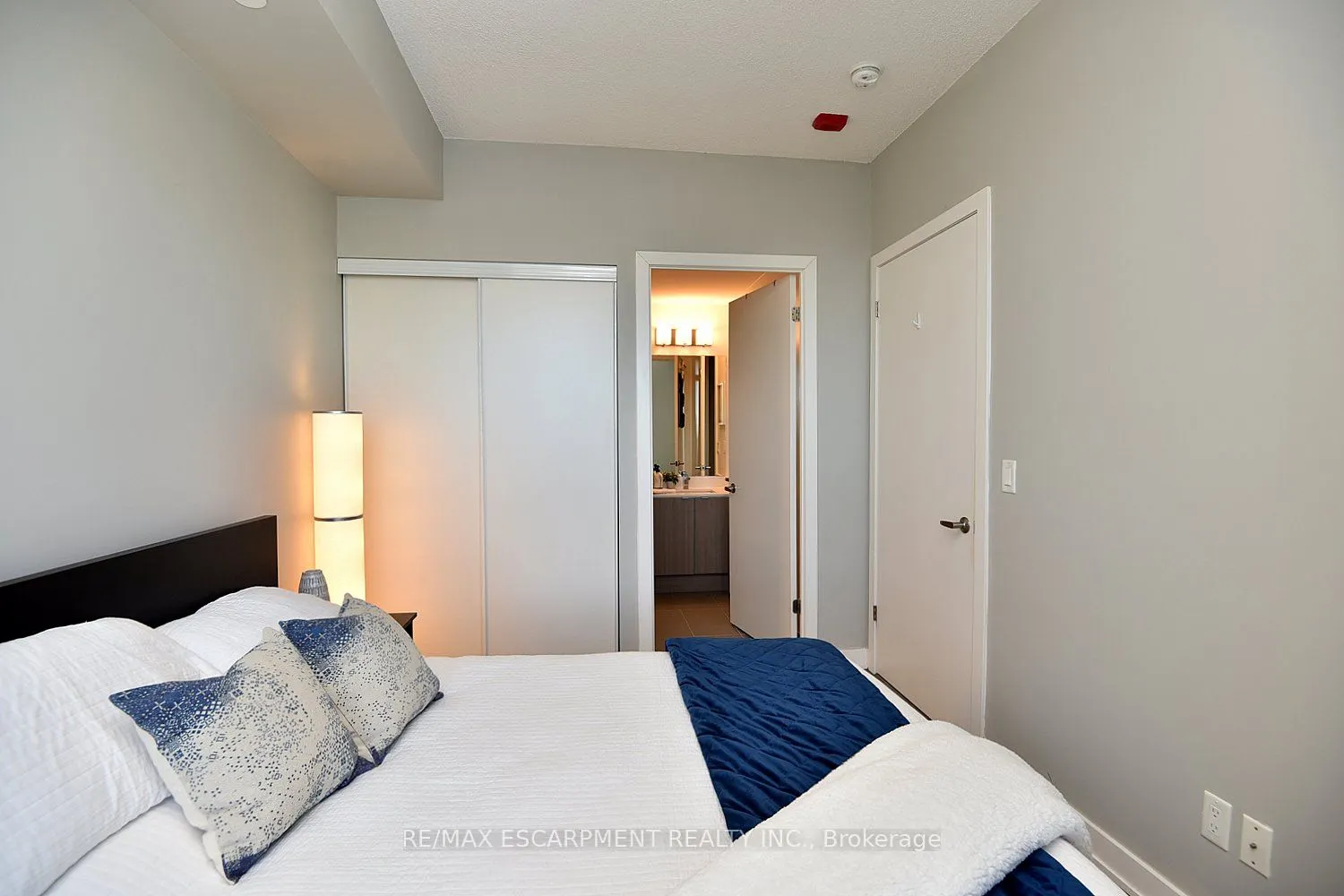 5220 Dundas Street #D509
