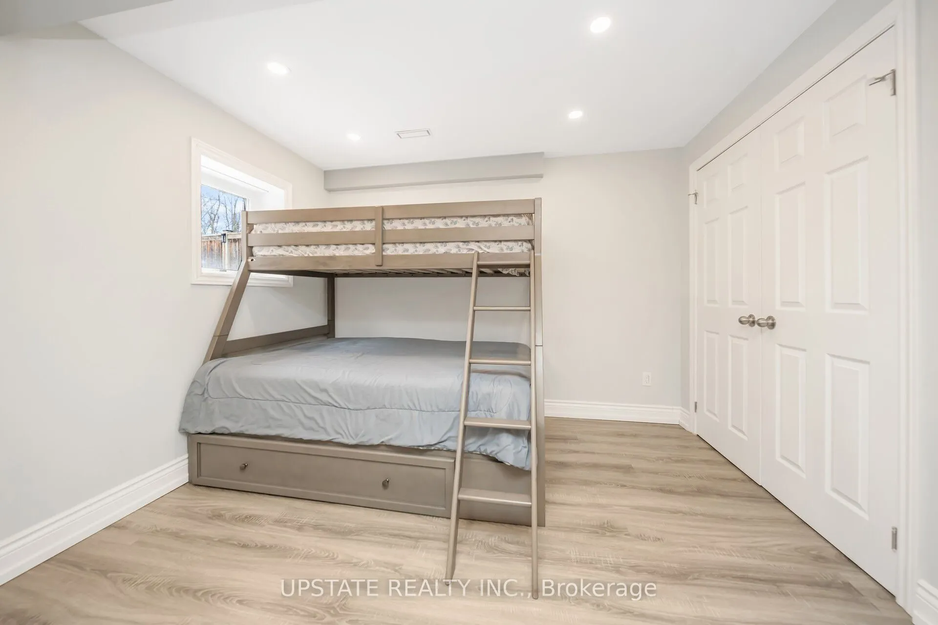 22 Allegro Drive