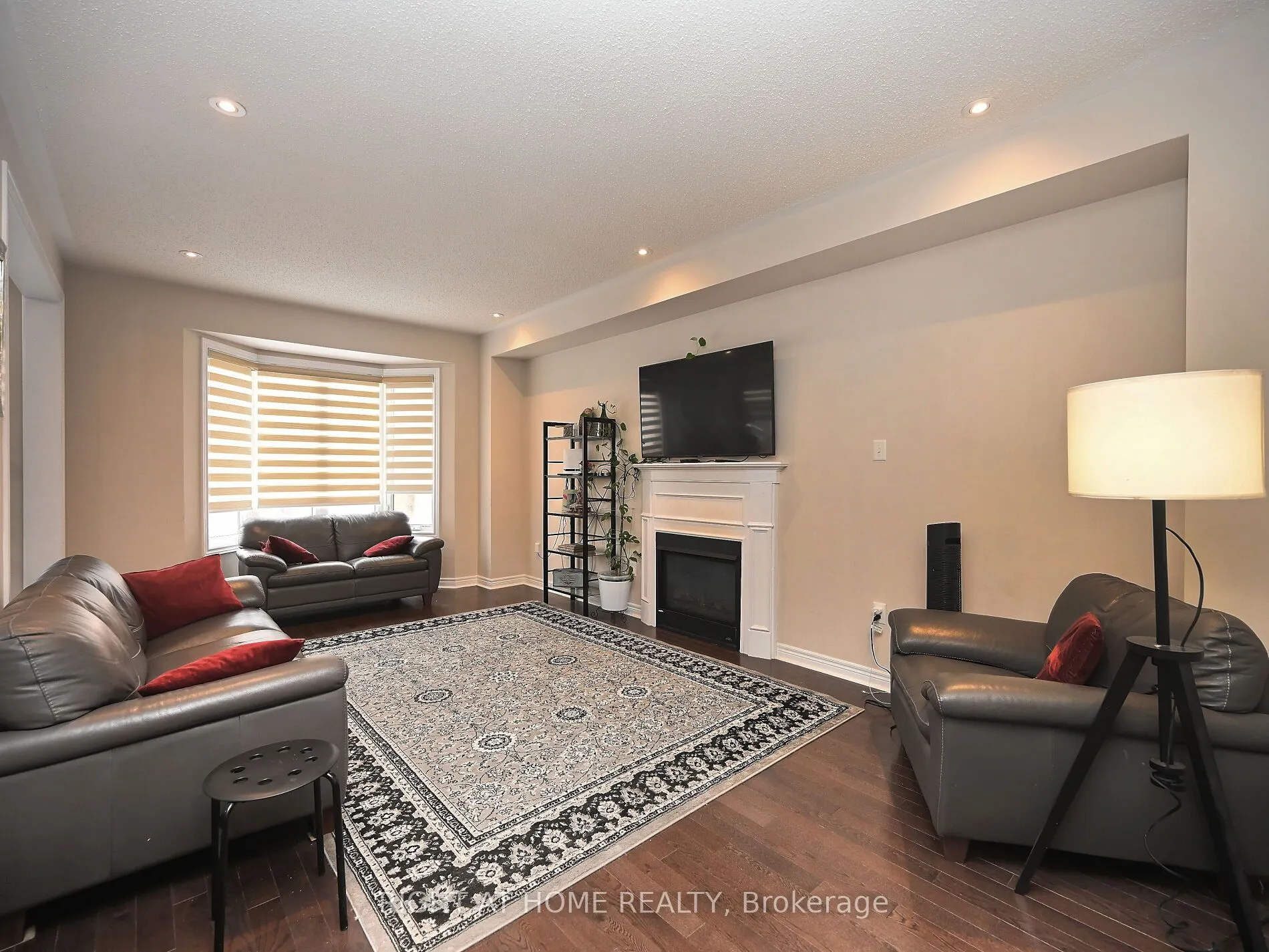 41 Merrybrook Trail N