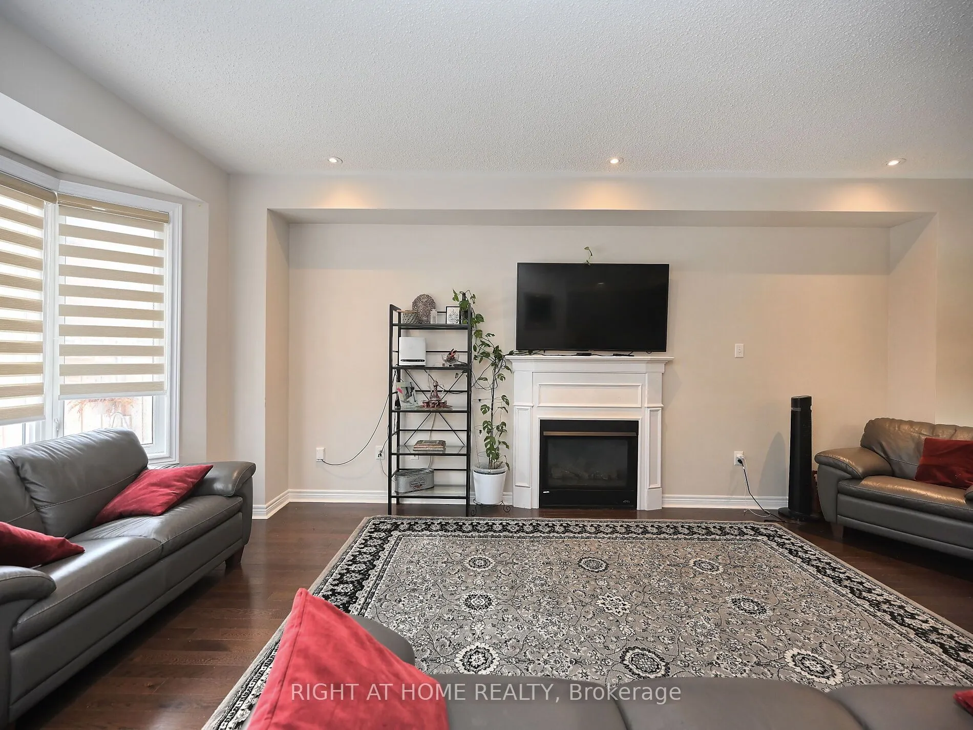 41 Merrybrook Trail N