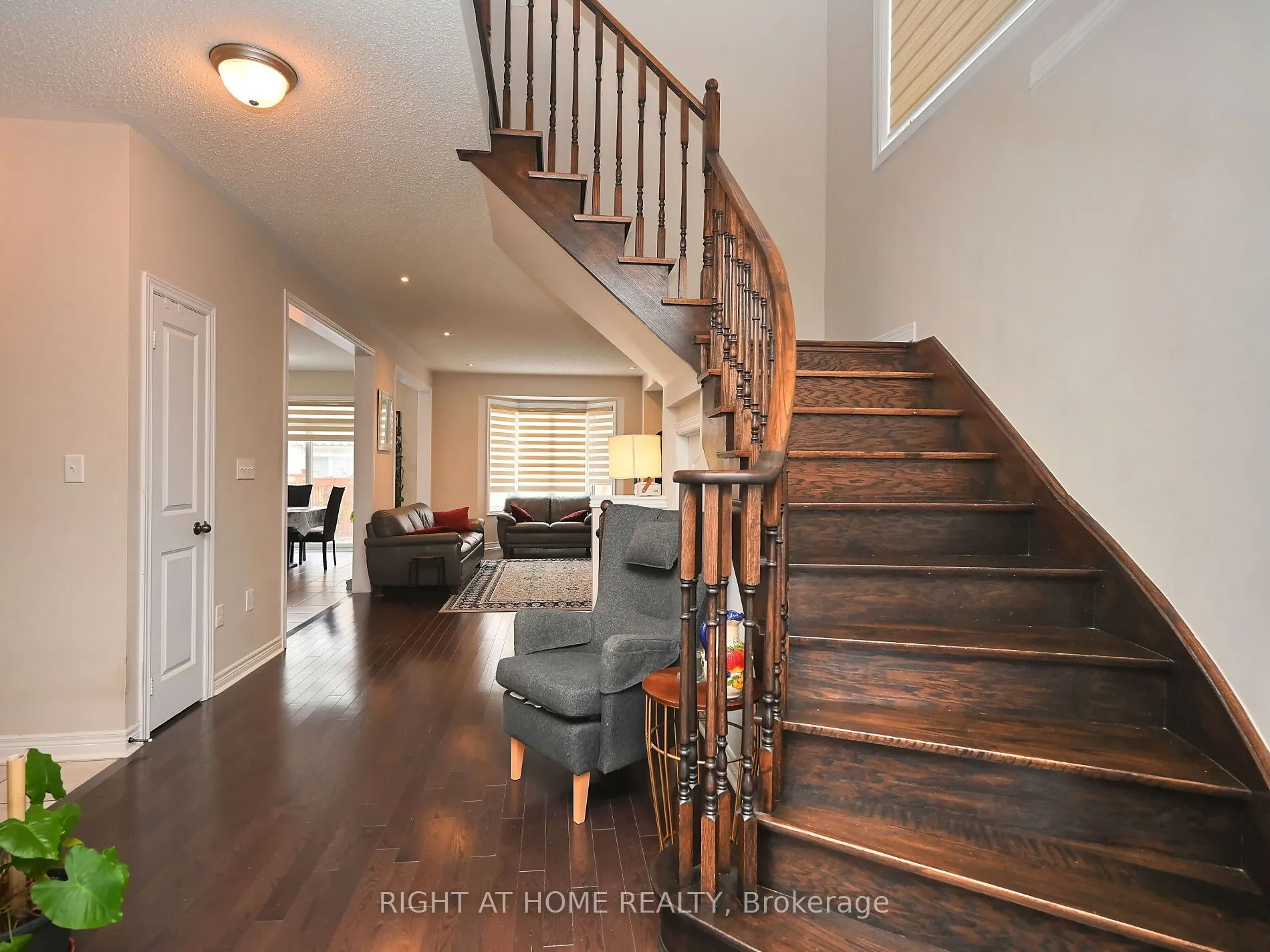 41 Merrybrook Trail N