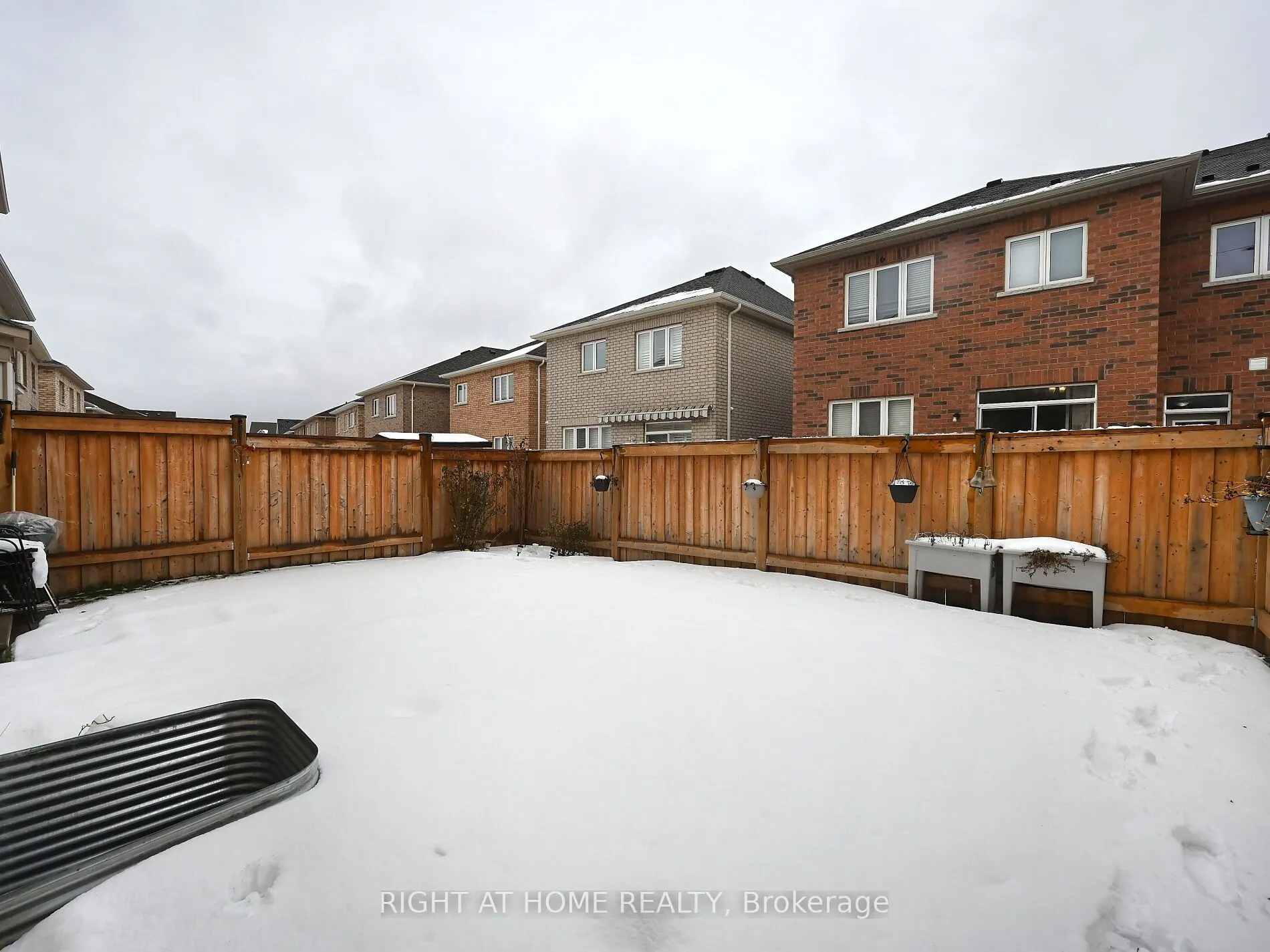 41 Merrybrook Trail N