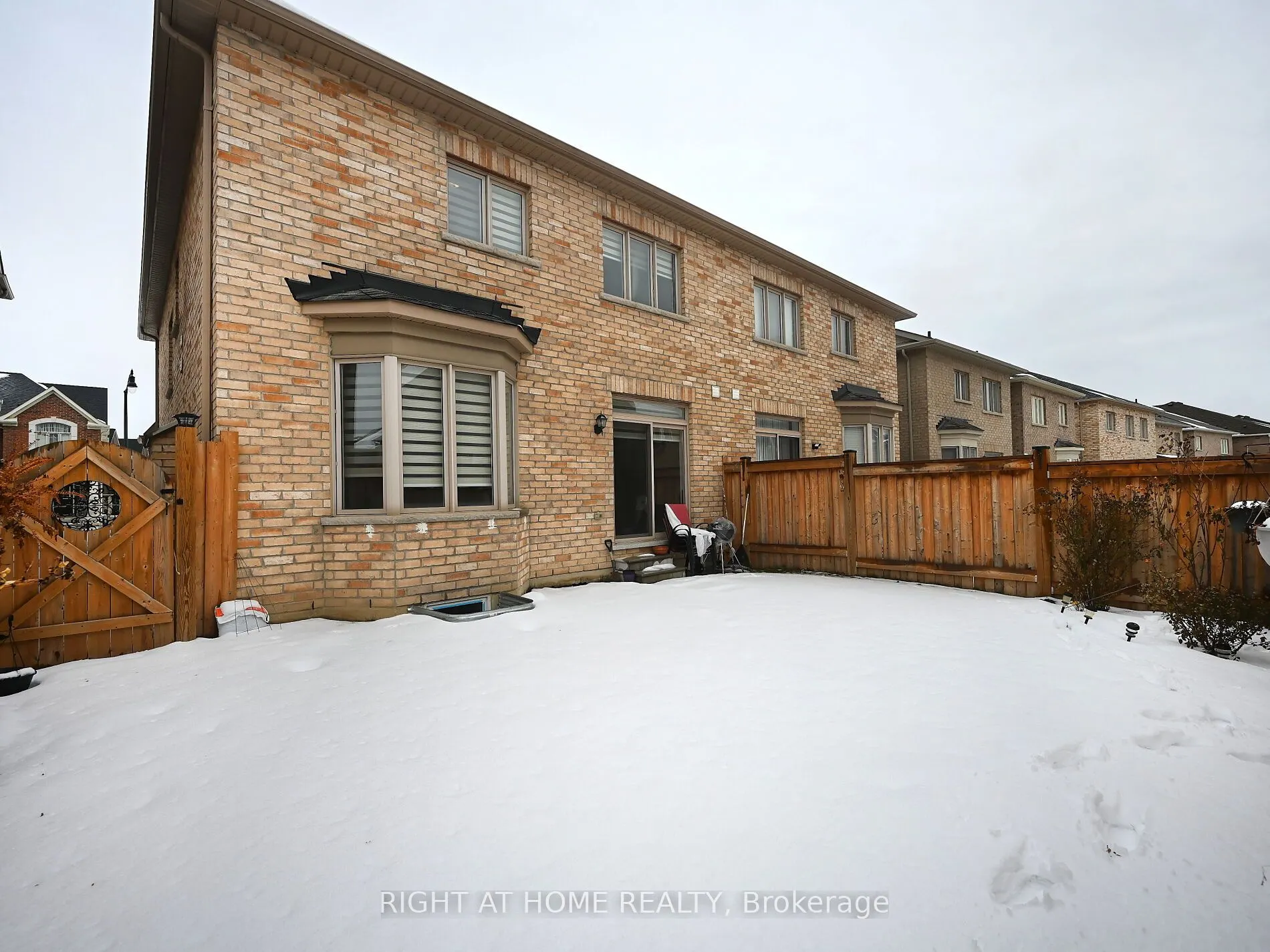 41 Merrybrook Trail N