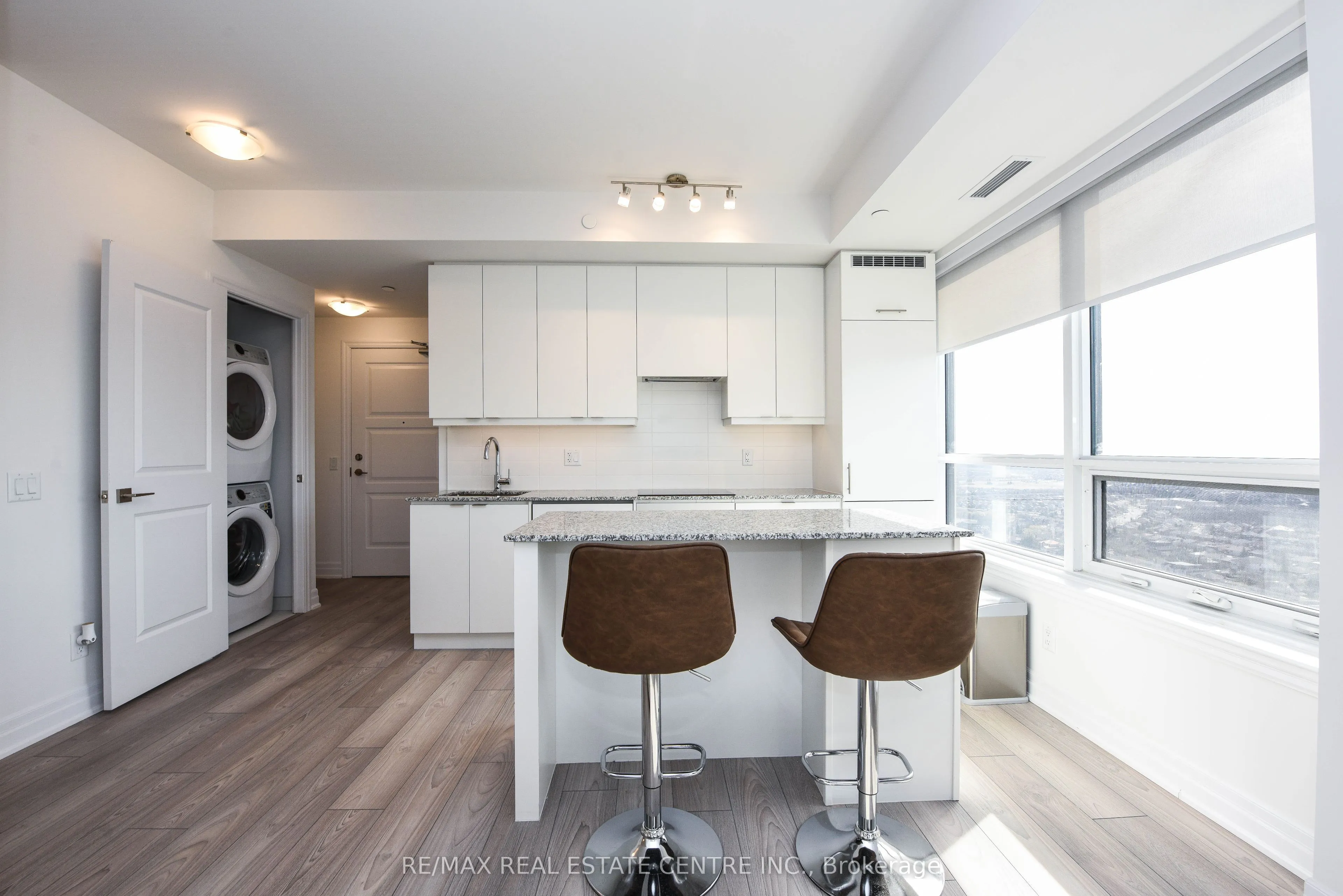 36 Elm Drive W, #3209