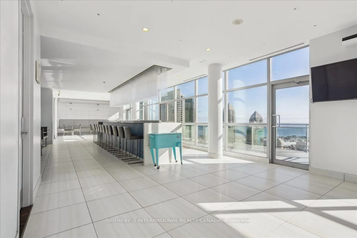 165 Legion Road N #1022
