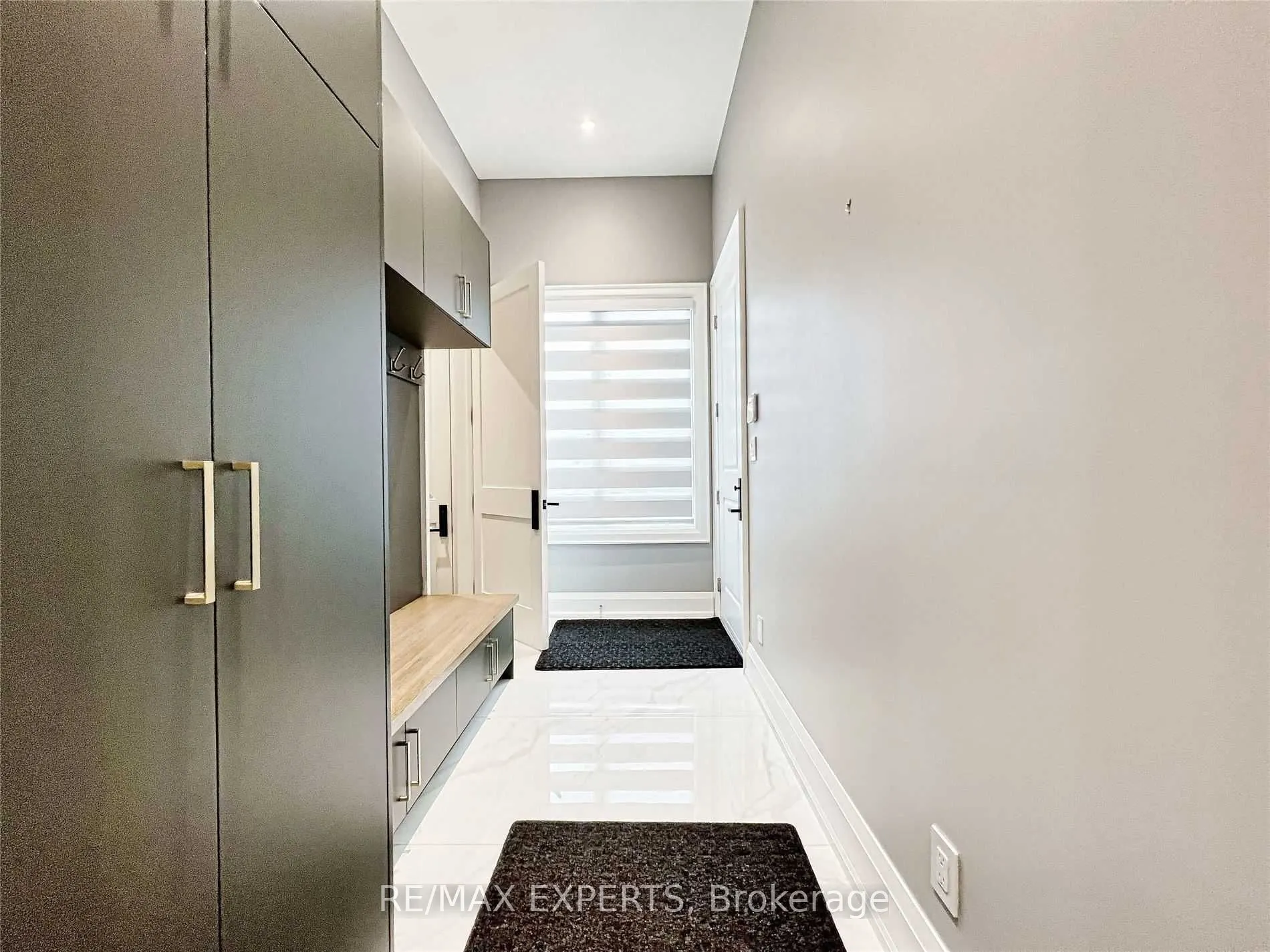 48 Enfield Avenue W