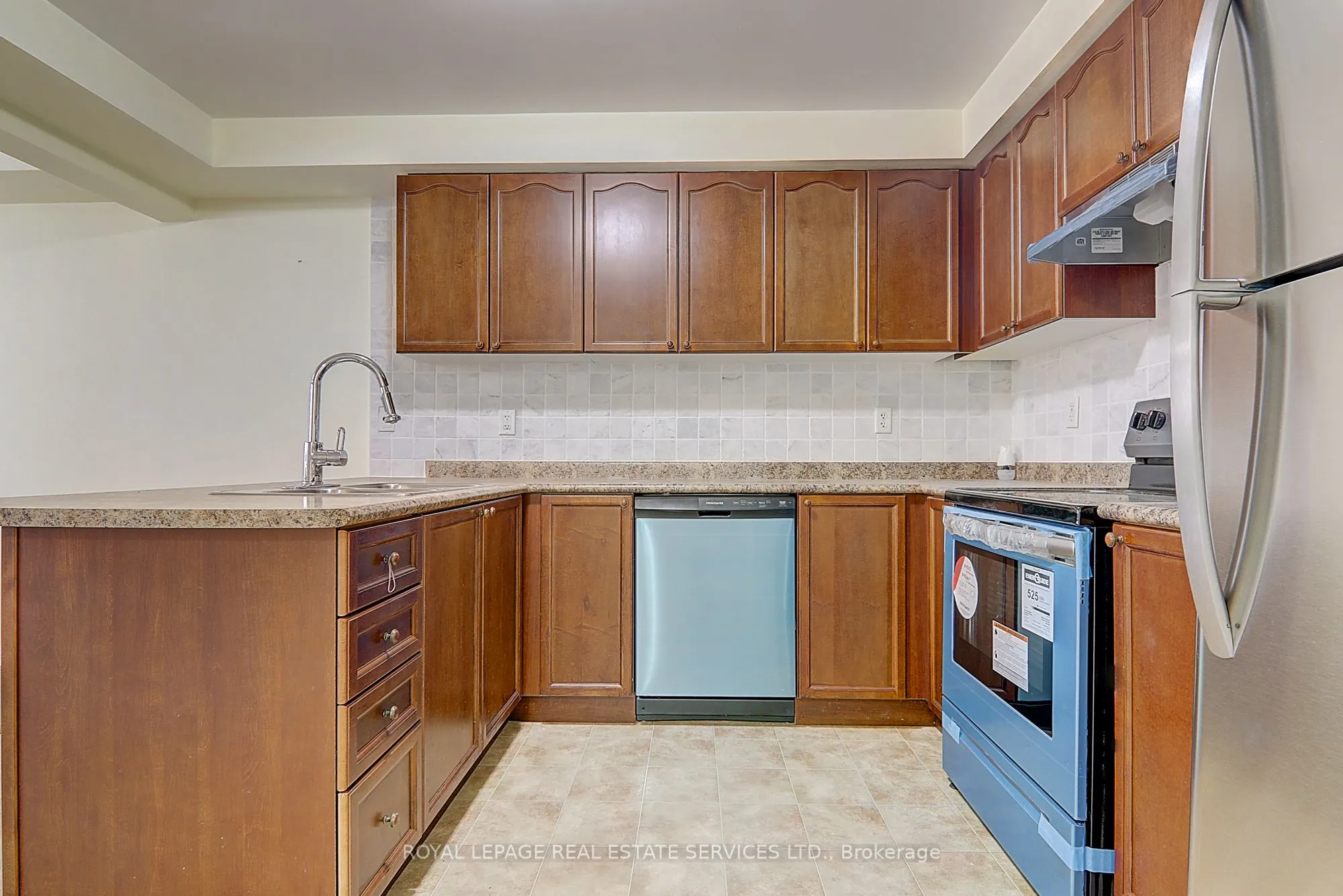 3047 Dewridge Avenue