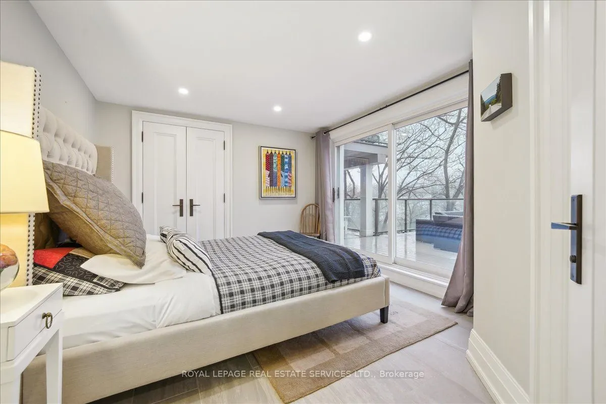 382 Trafalgar Road