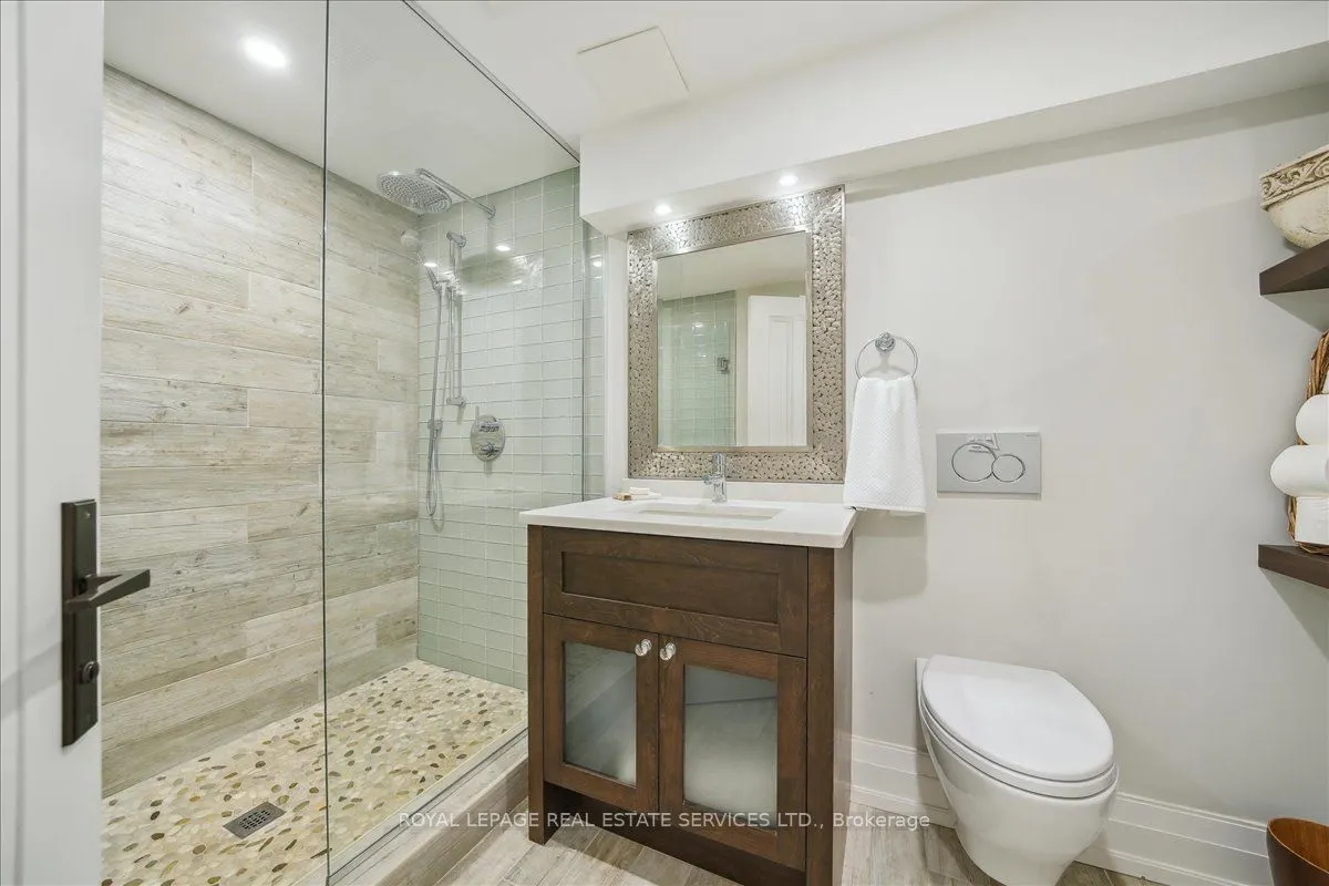 382 Trafalgar Road