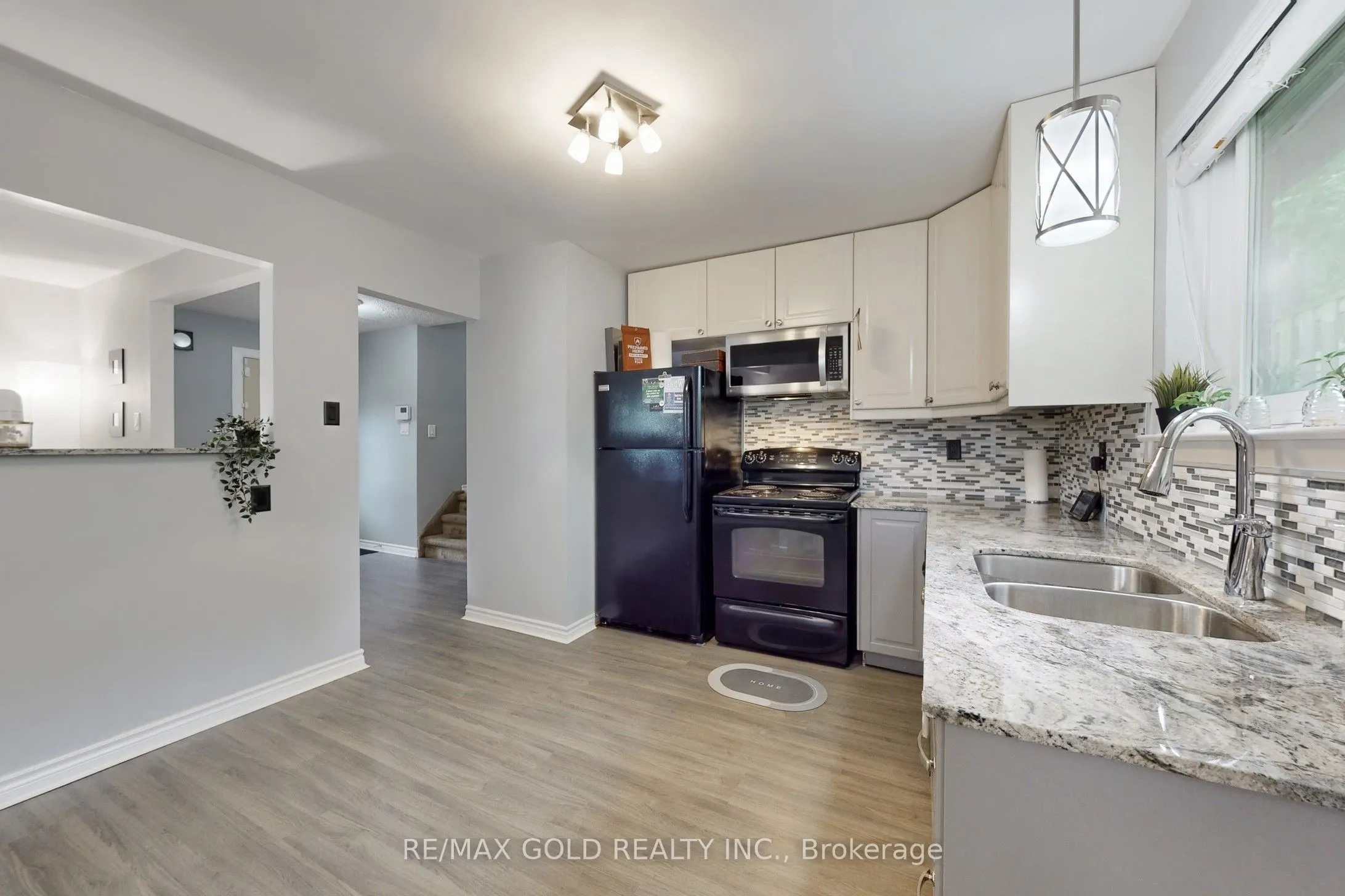 44 Deloraine Drive