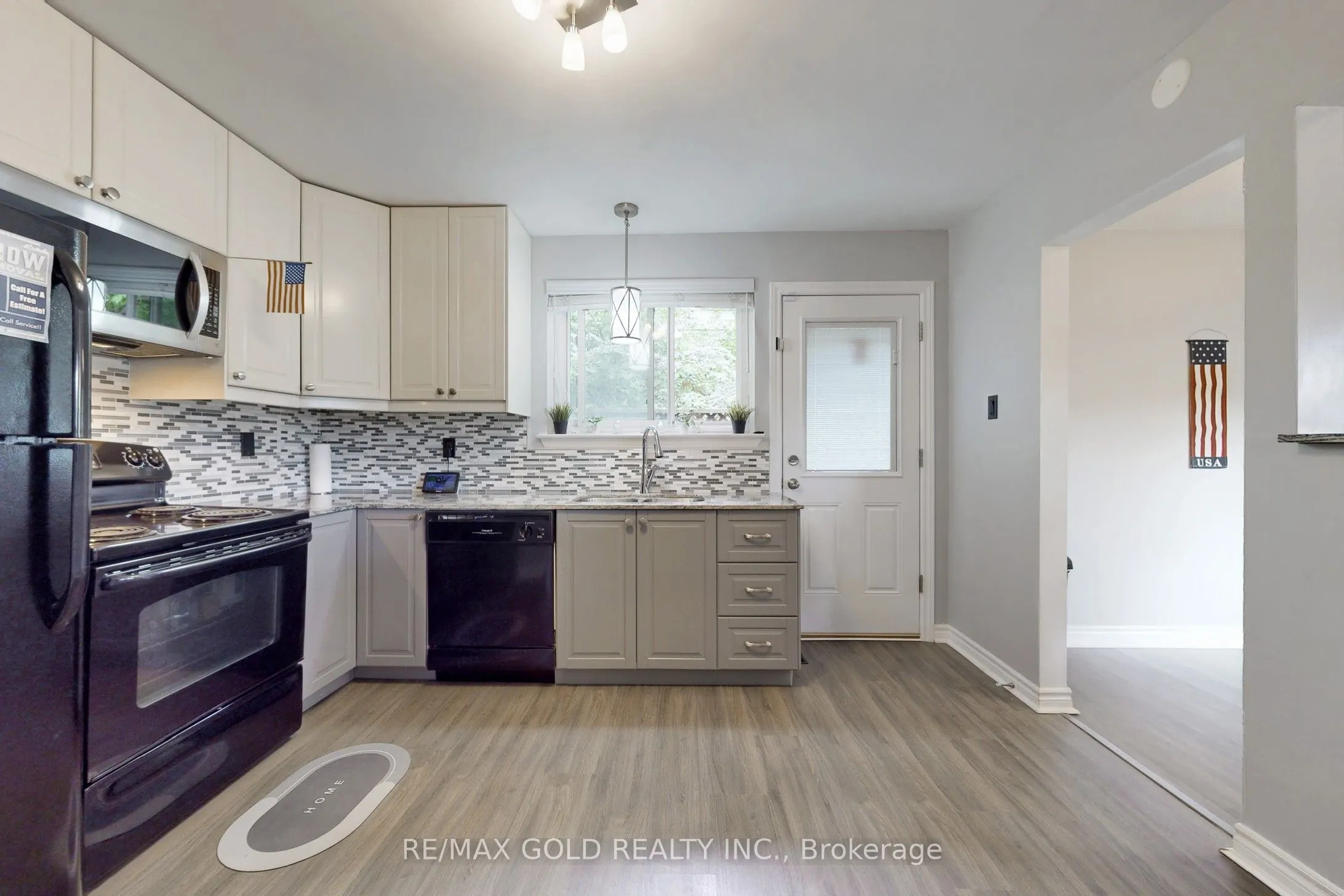 44 Deloraine Drive