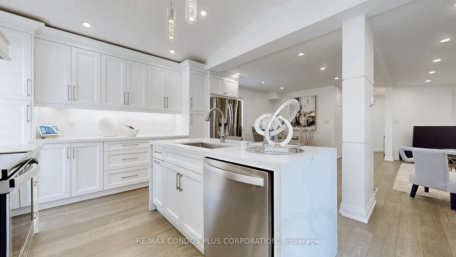 7159 Spyglass Crescent