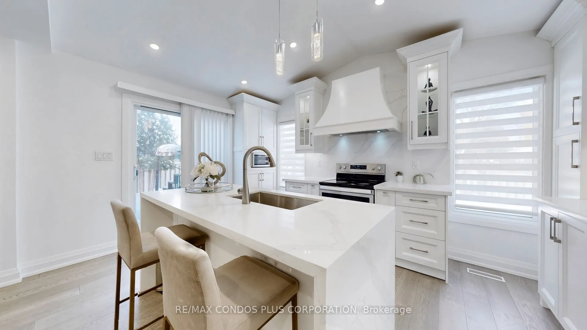 7159 Spyglass Crescent