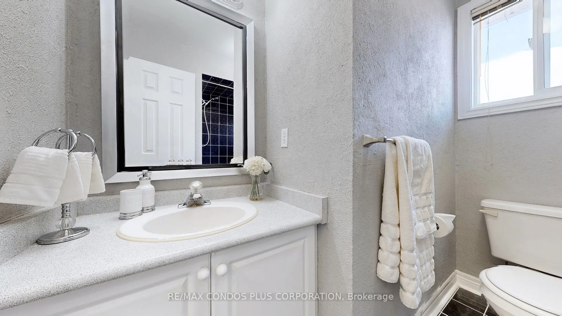 7159 Spyglass Crescent