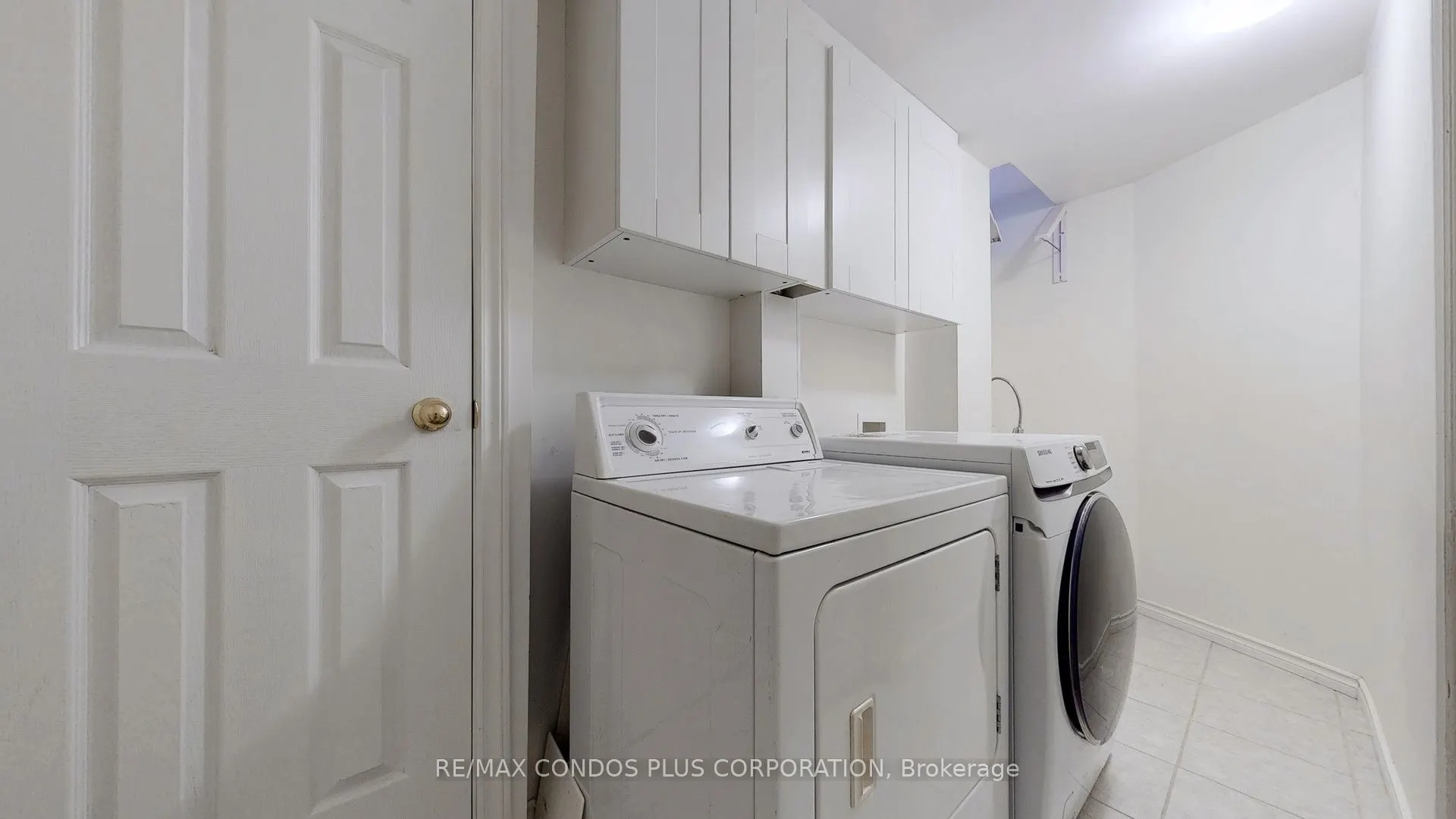 7159 Spyglass Crescent