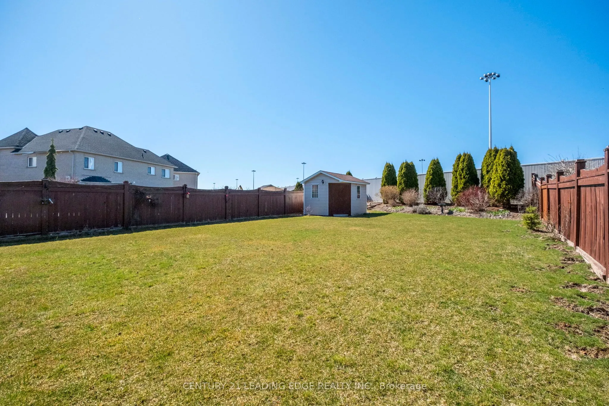 24 Lightheart Drive N