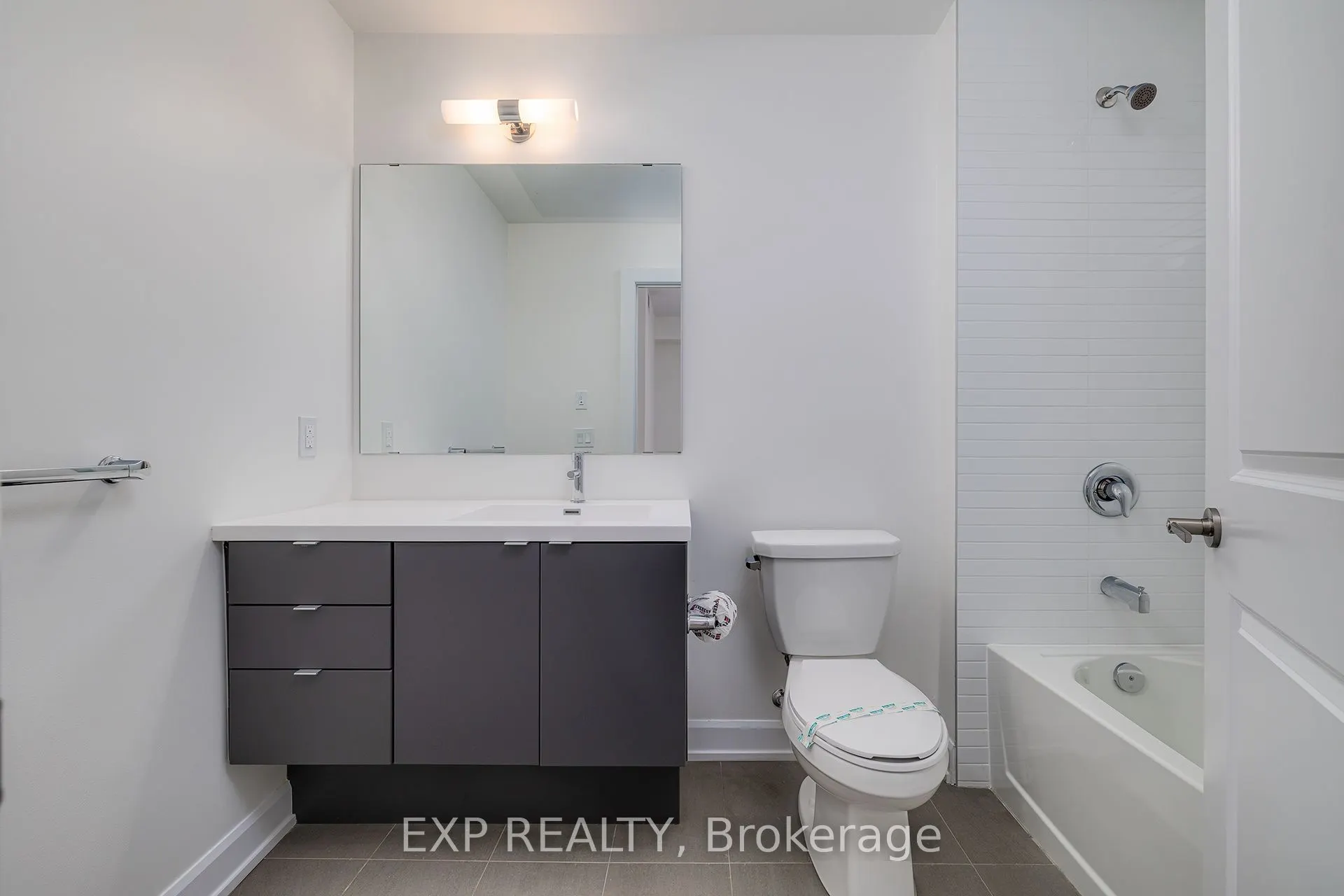 3220 William Coltson Avenue, #426
