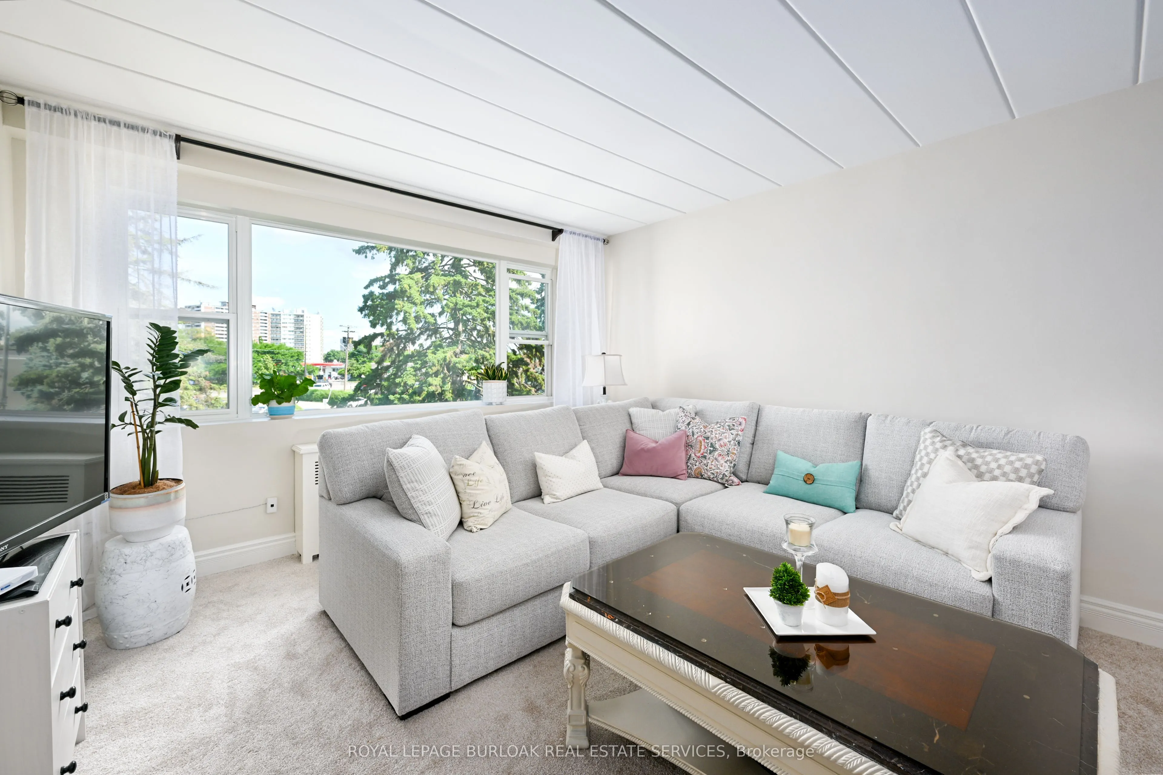 2422 New Street, #9