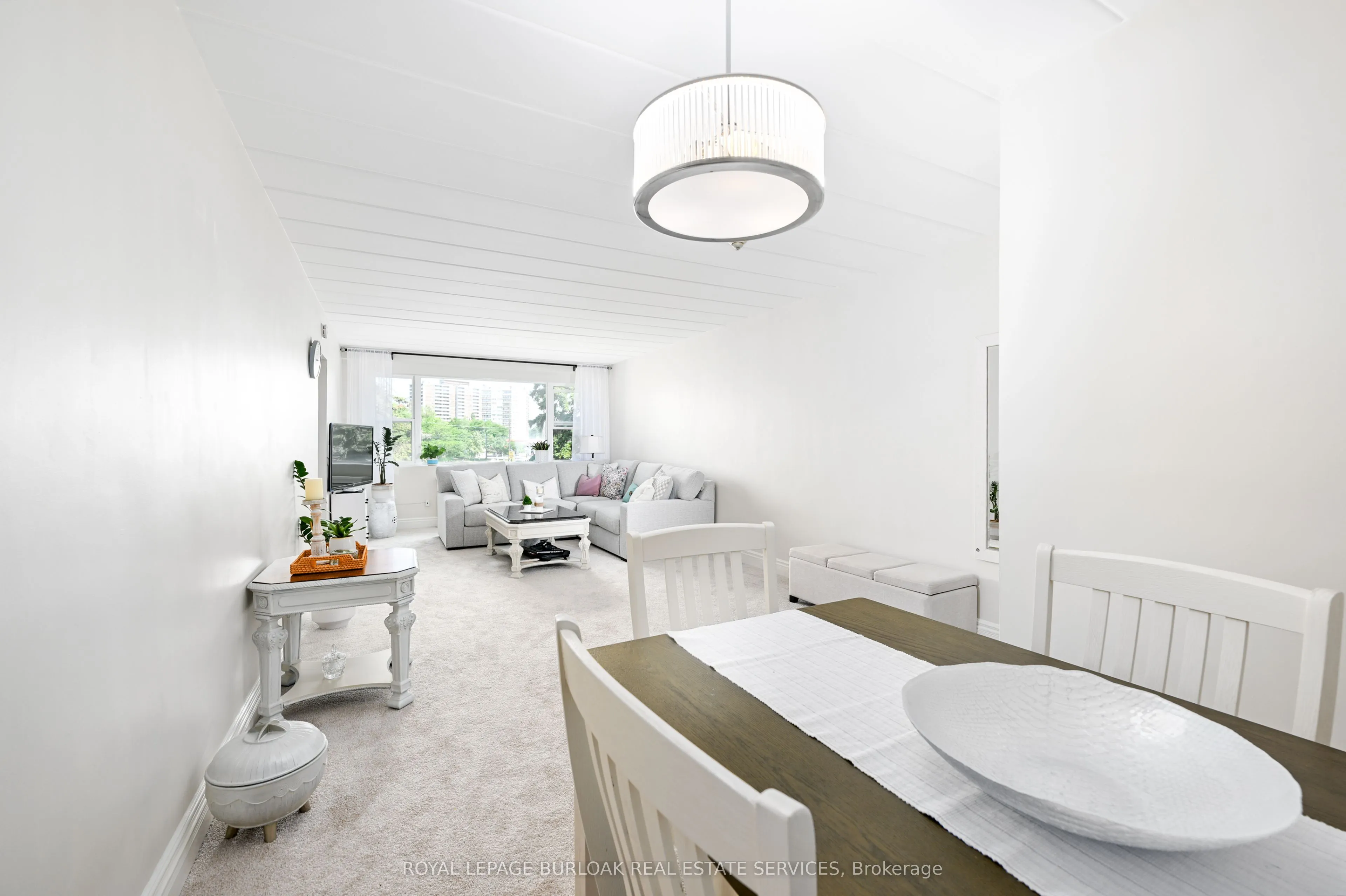 2422 New Street, #9