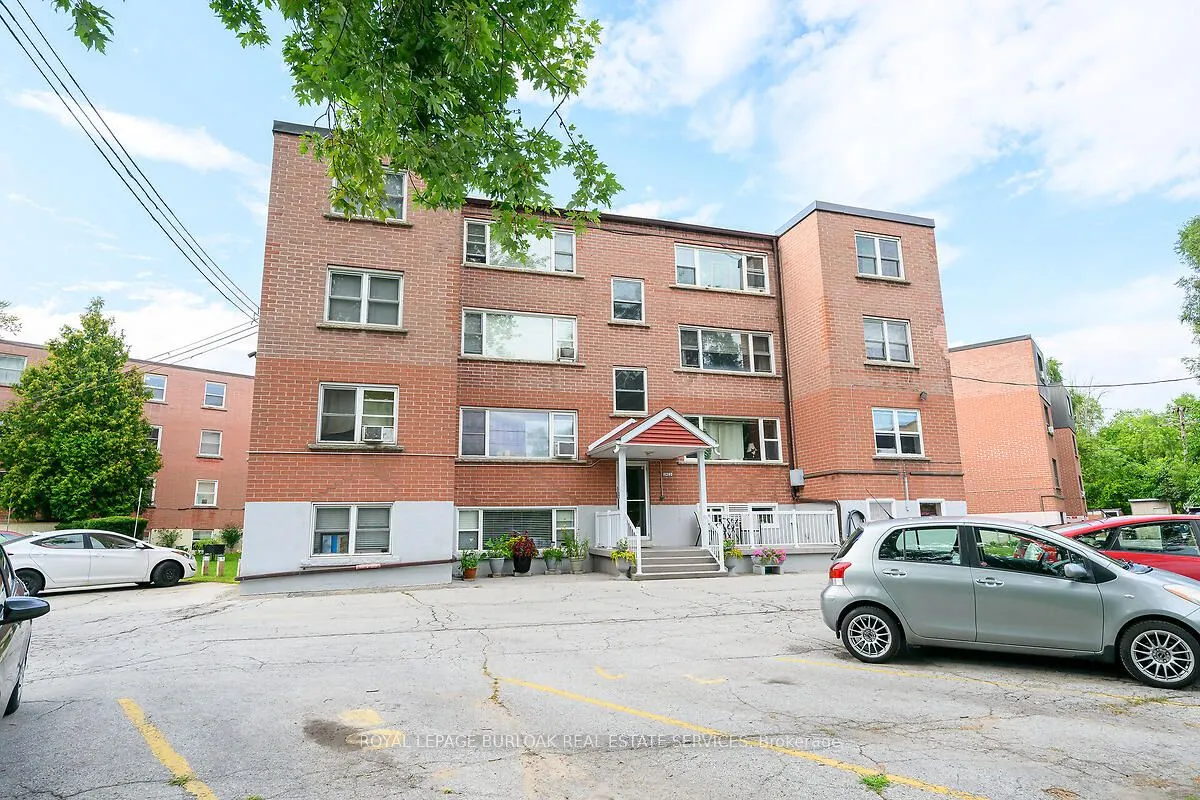 2422 New Street, #9