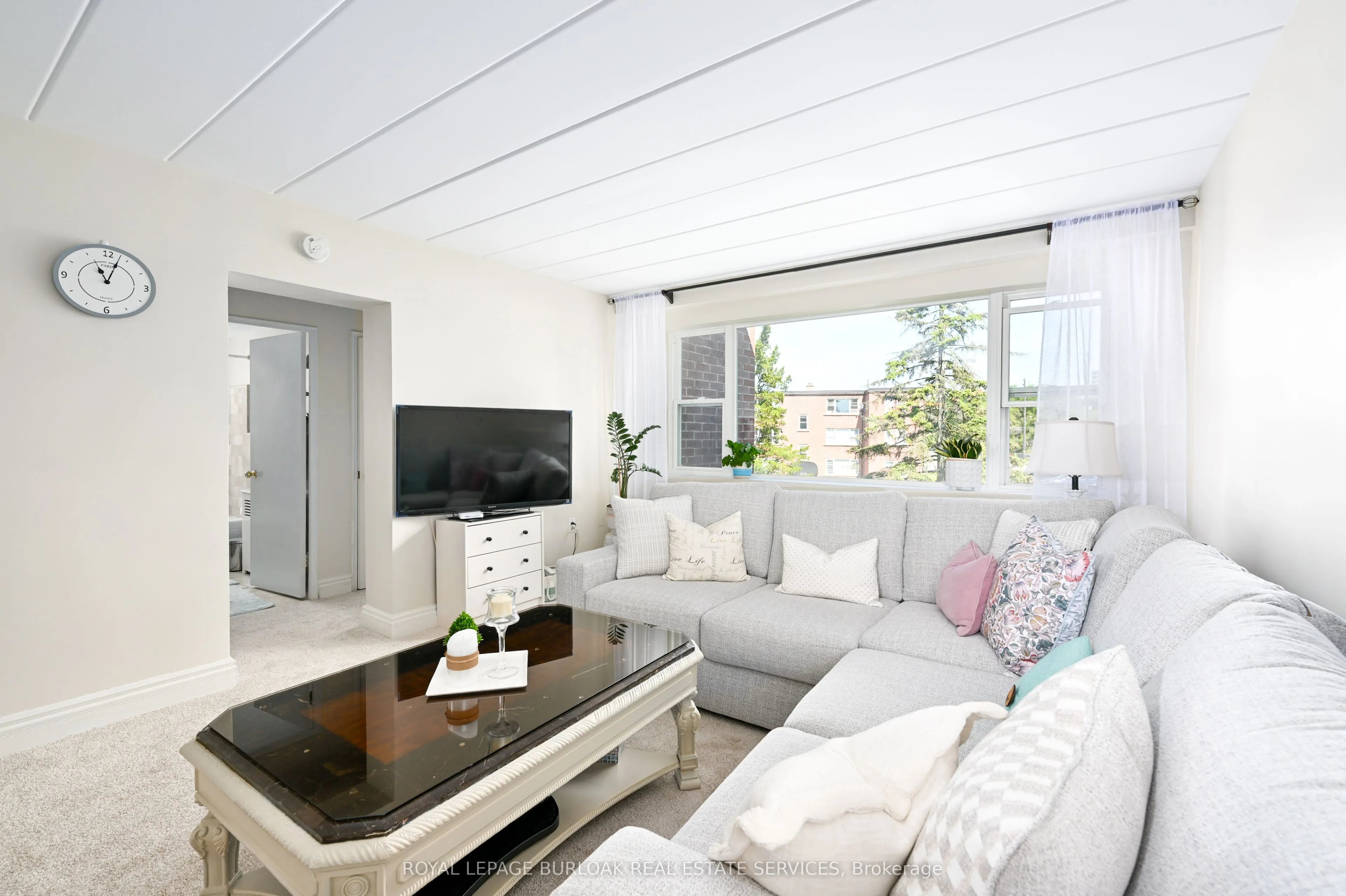 2422 New Street, #9