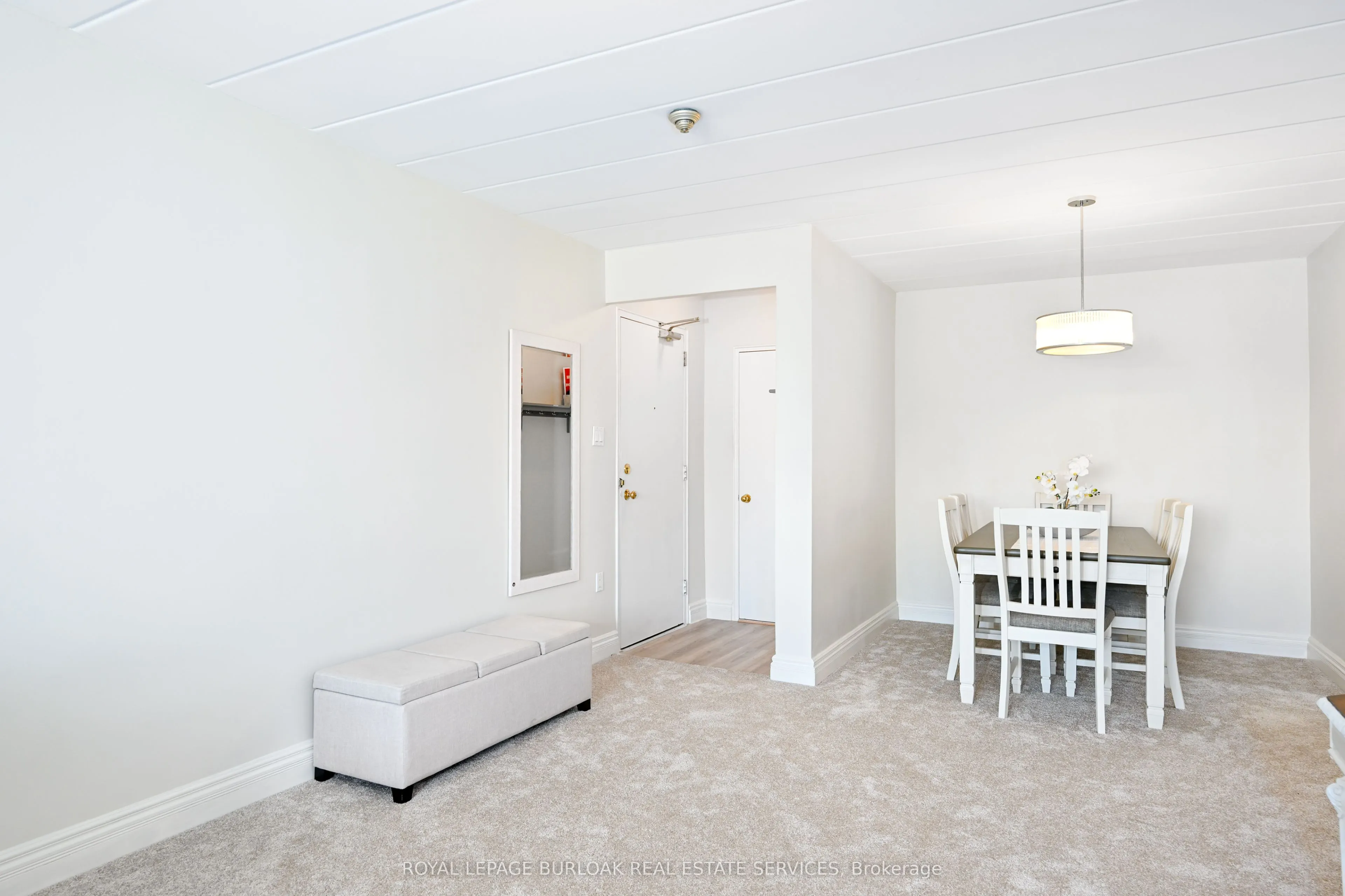 2422 New Street, #9