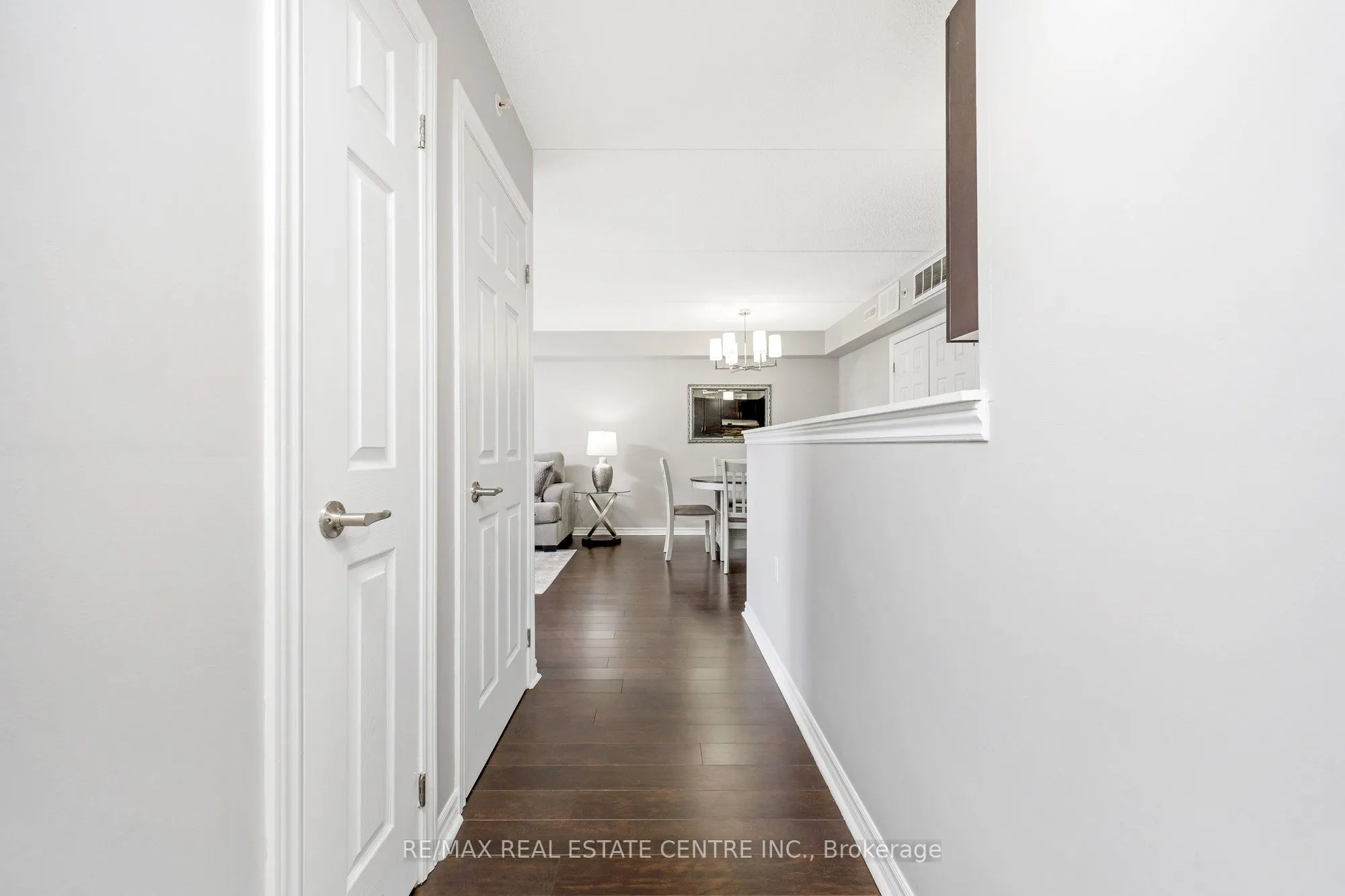 1360 Main Street E, #304