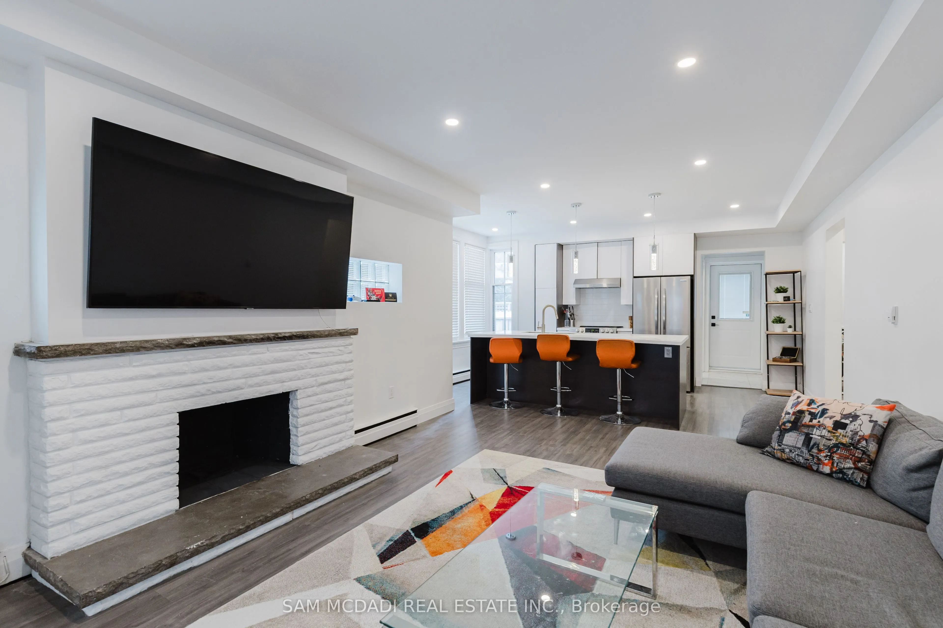 2177 Lakeshore Road